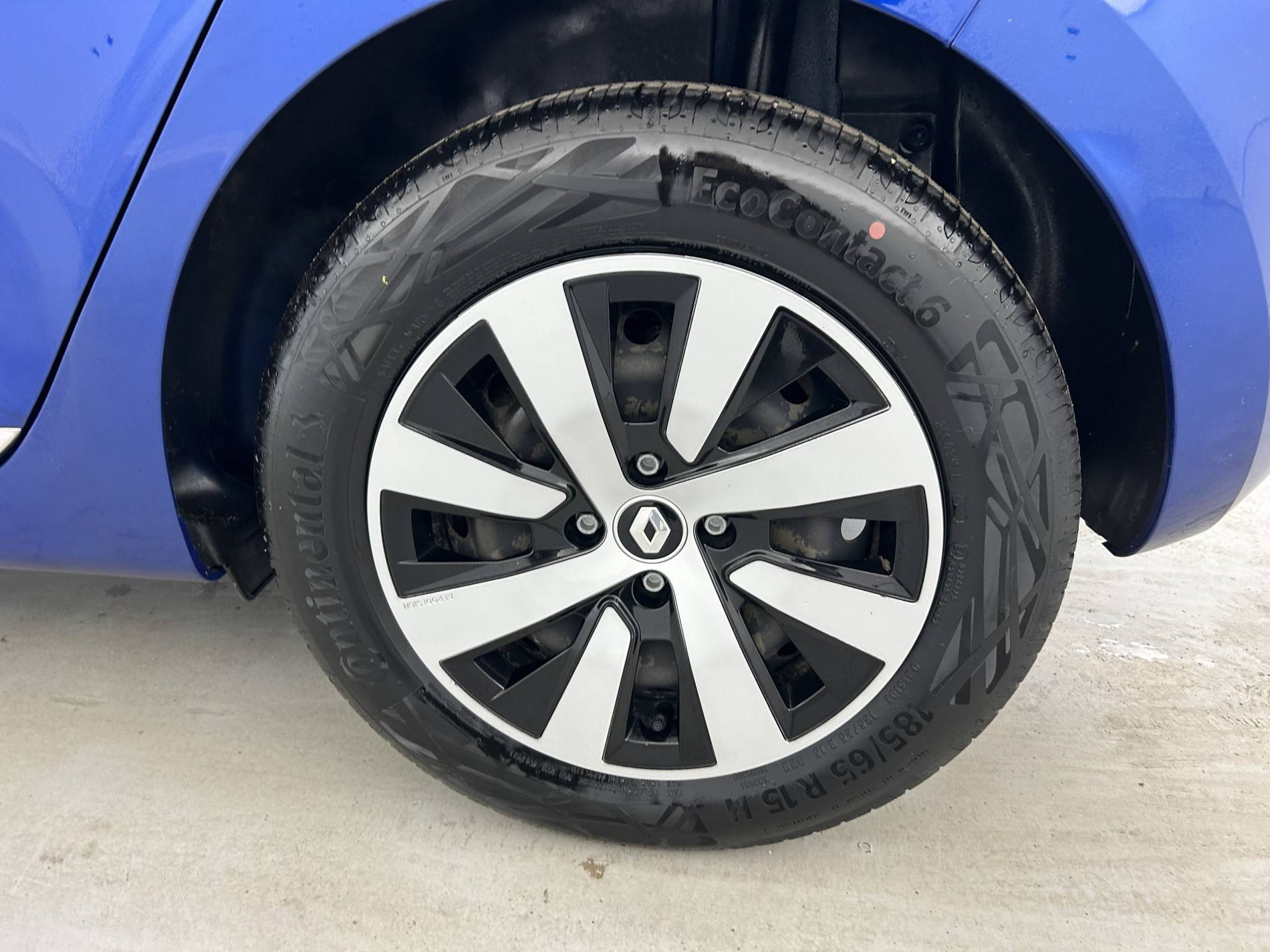 Vente en ligne Renault Clio 5 Clio TCe 90 au prix de 13 950 €