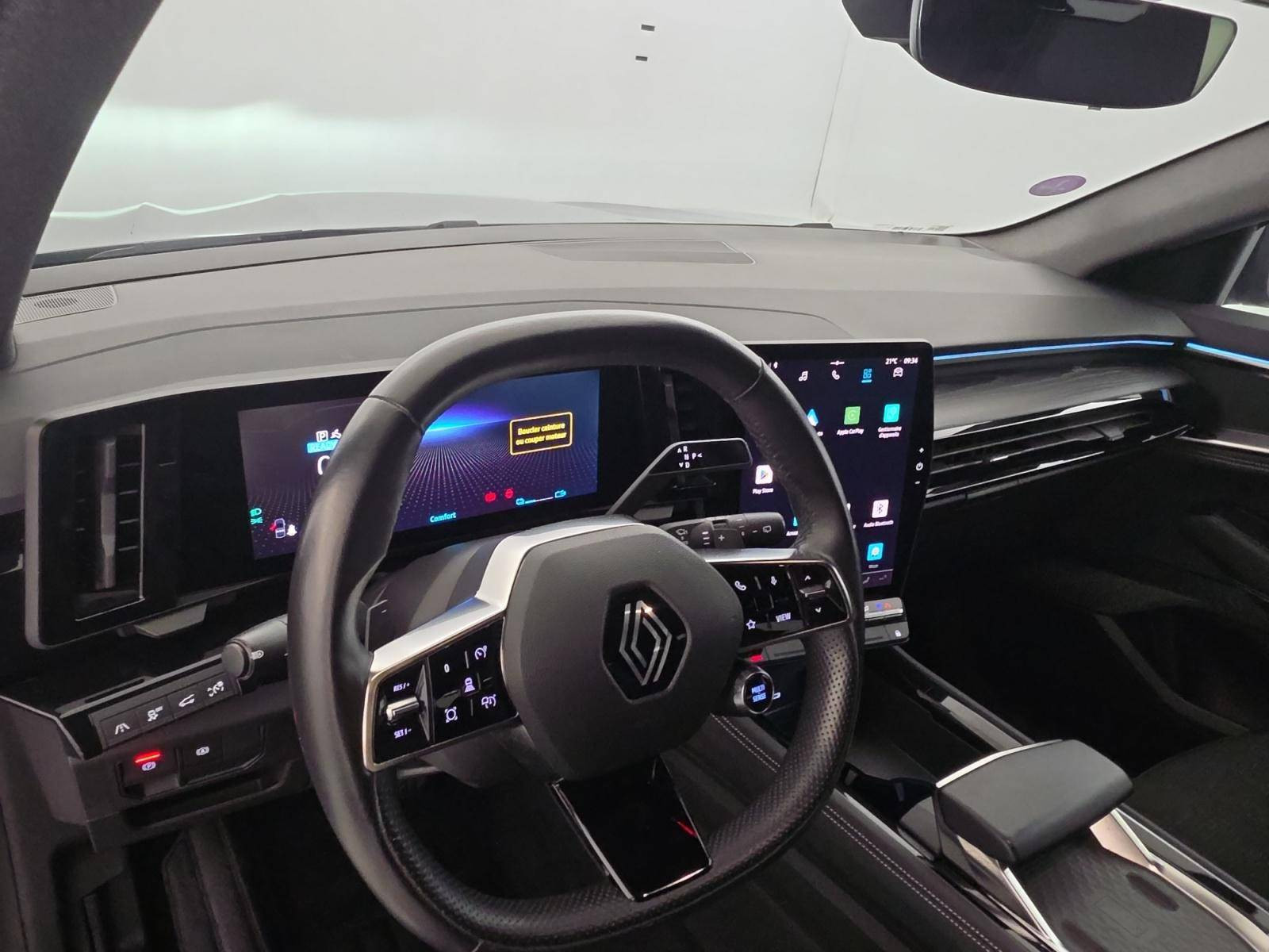 Vente en ligne Renault Austral  E-Tech hybrid 200 au prix de 26 990 €