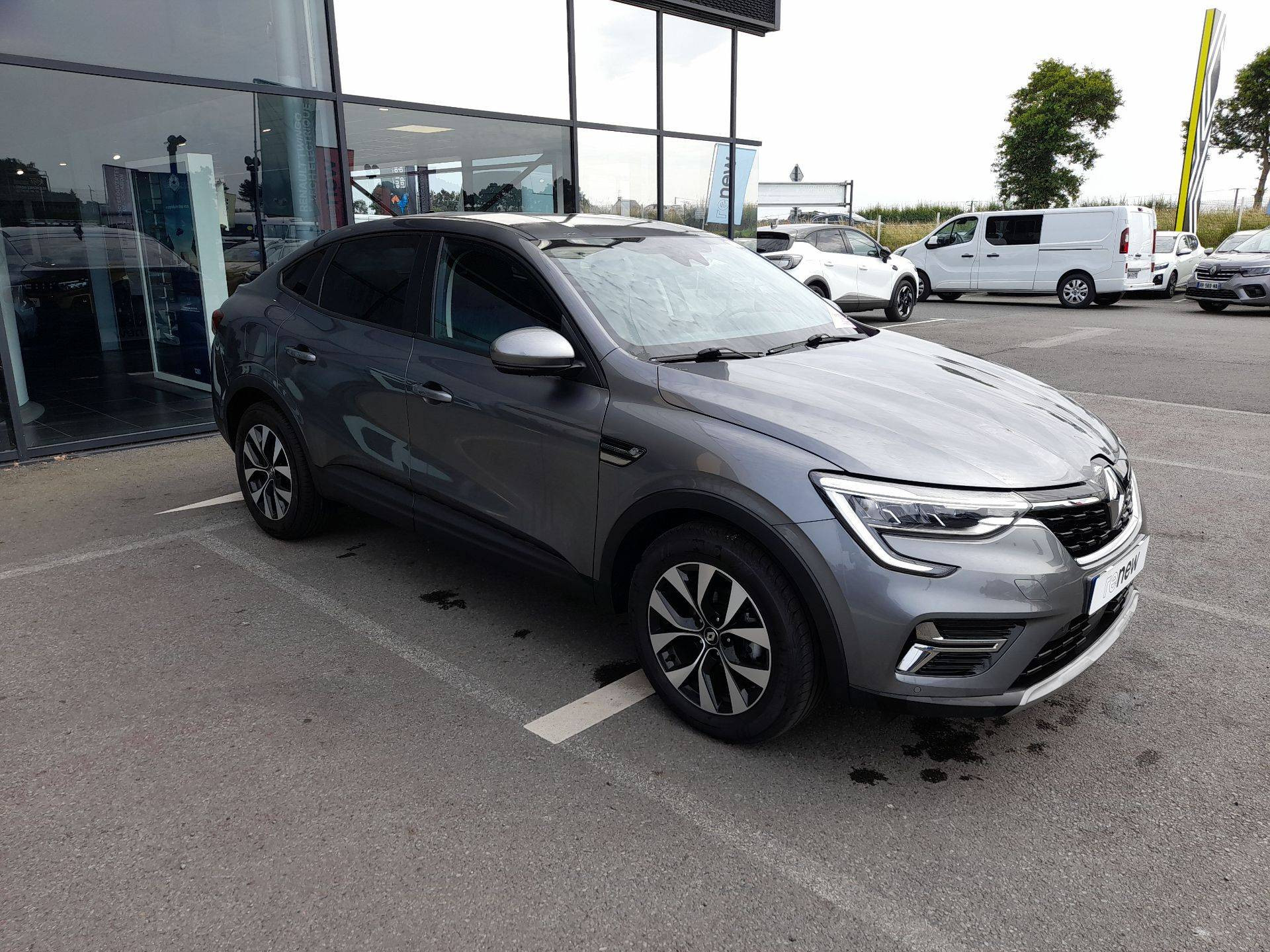 Vente en ligne Renault Arkana  mild hybrid 140 EDC FAP - 22 au prix de 18 490 €