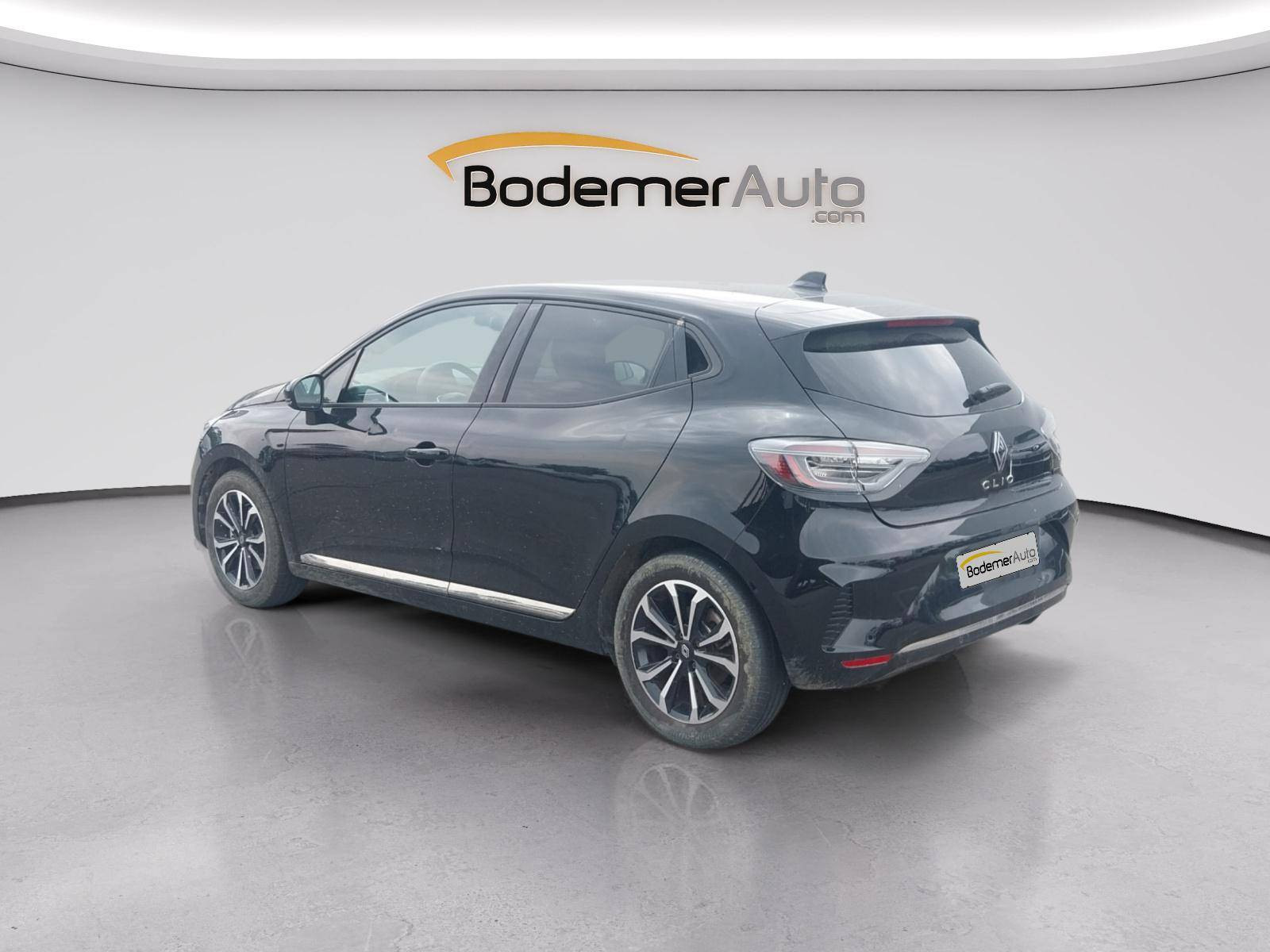 Vente en ligne Renault Clio 5 Clio E-Tech full hybrid 145 ch GSR2 au prix de 19 490 €