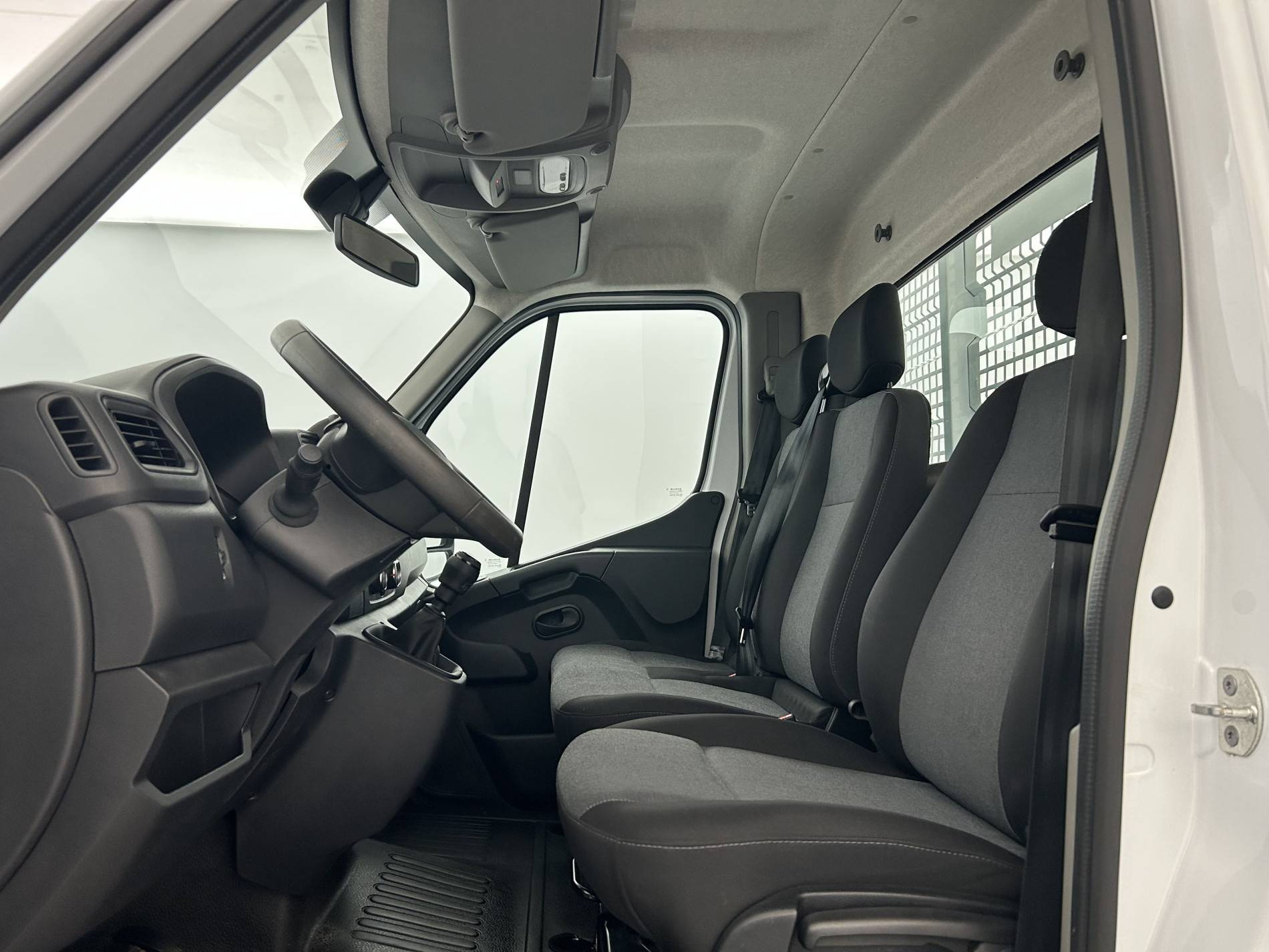 Vente en ligne Renault Master 3 Châssis Cabine MASTER CC PROP RJ3500 L2 PAFC BLUE DCI 130 EURO VI au prix de 33 990 €