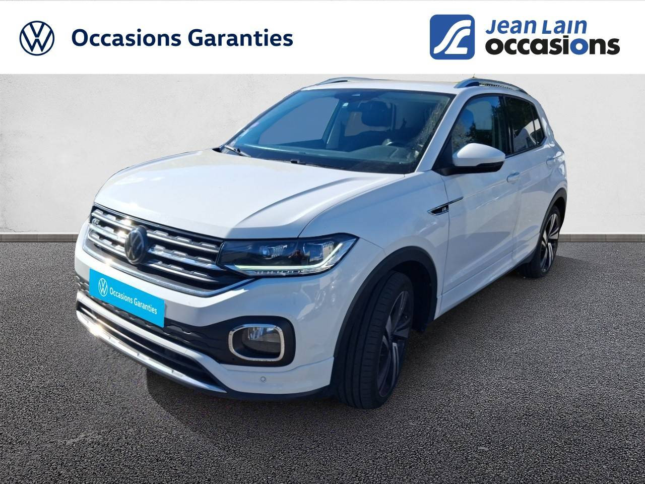 Vente en ligne VOLKSWAGEN T-CROSS T-Cross 1.0 TSI 110 Start/Stop DSG7 R-Line Tech de 2023 au prix de 23 990 €
