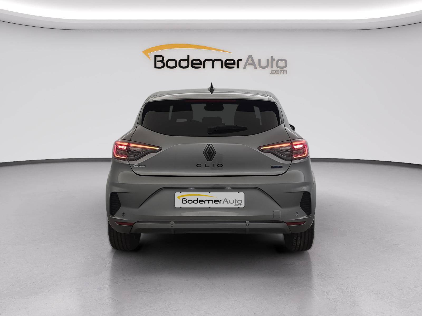 Vente en ligne Renault Clio 5 Clio E-Tech full hybrid 145 ch GSR2 au prix de 21 390 €