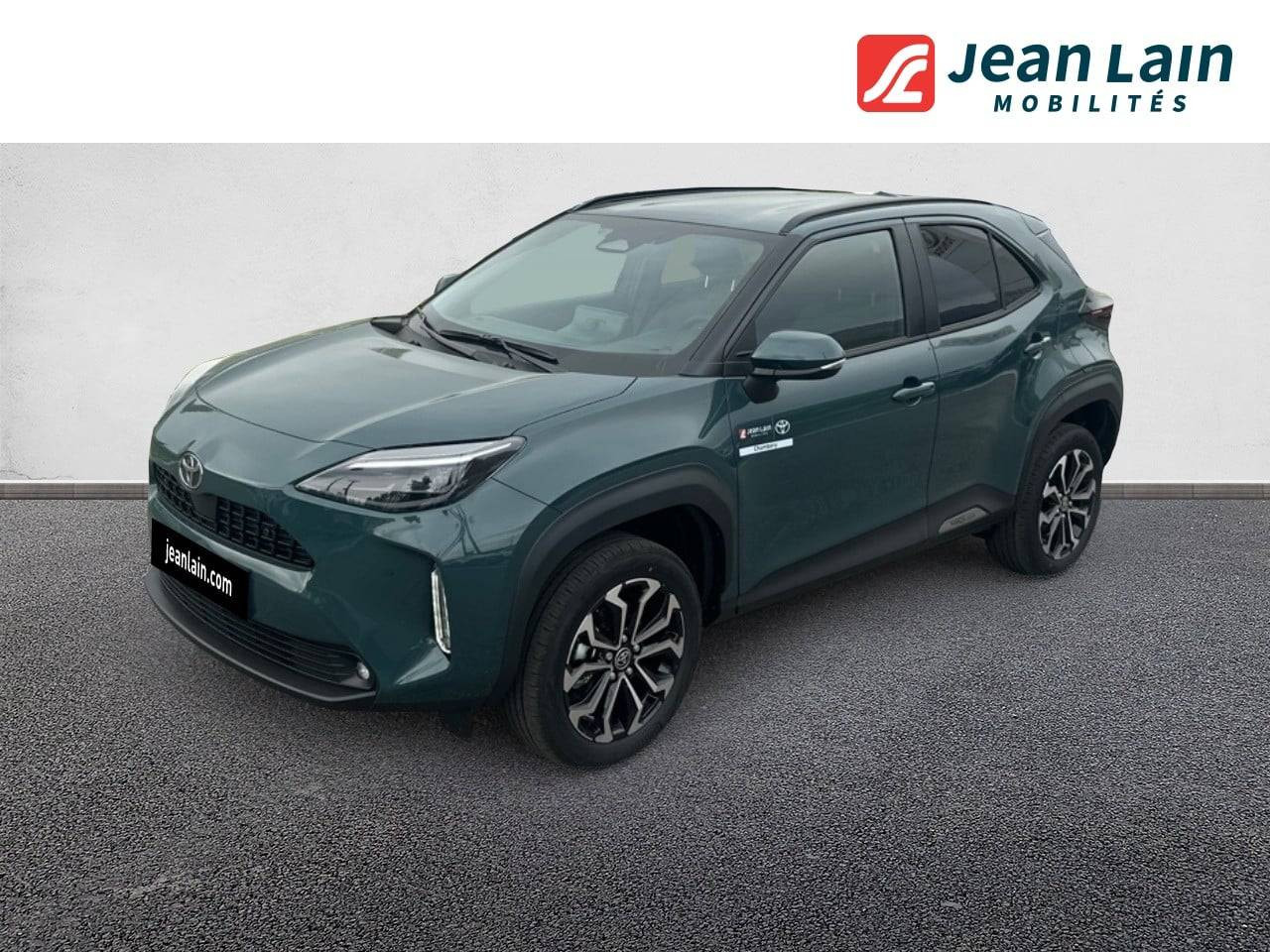 Vente en ligne TOYOTA YARIS CROSS HYBRIDE Yaris Cross Hybride 130h 2WD Design de 2026 au prix de 29 990 €