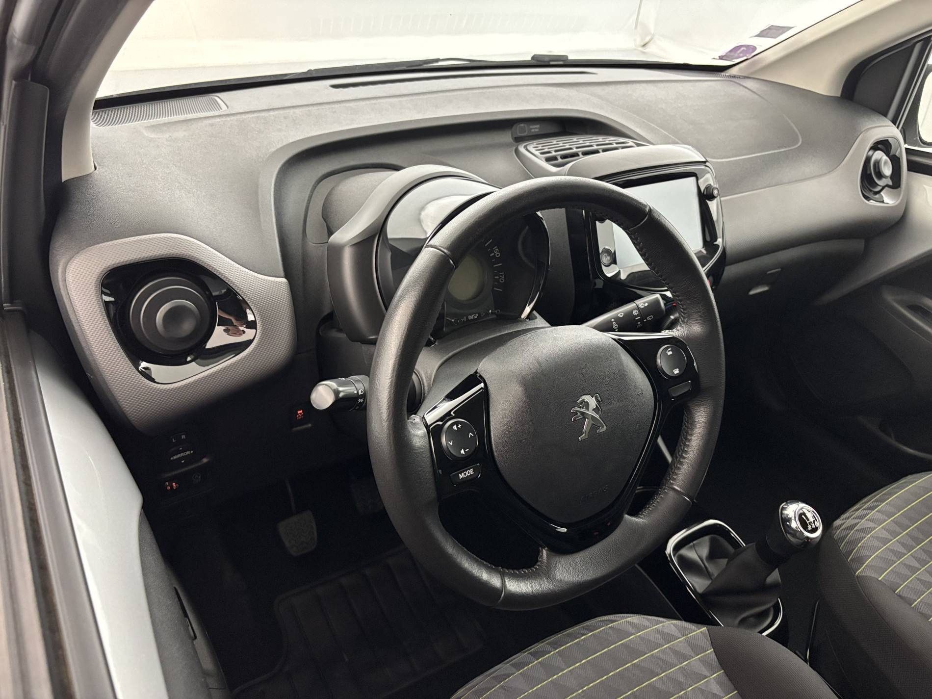 Vente en ligne Peugeot 108  VTi 72ch S&S BVM5 au prix de 9 990 €