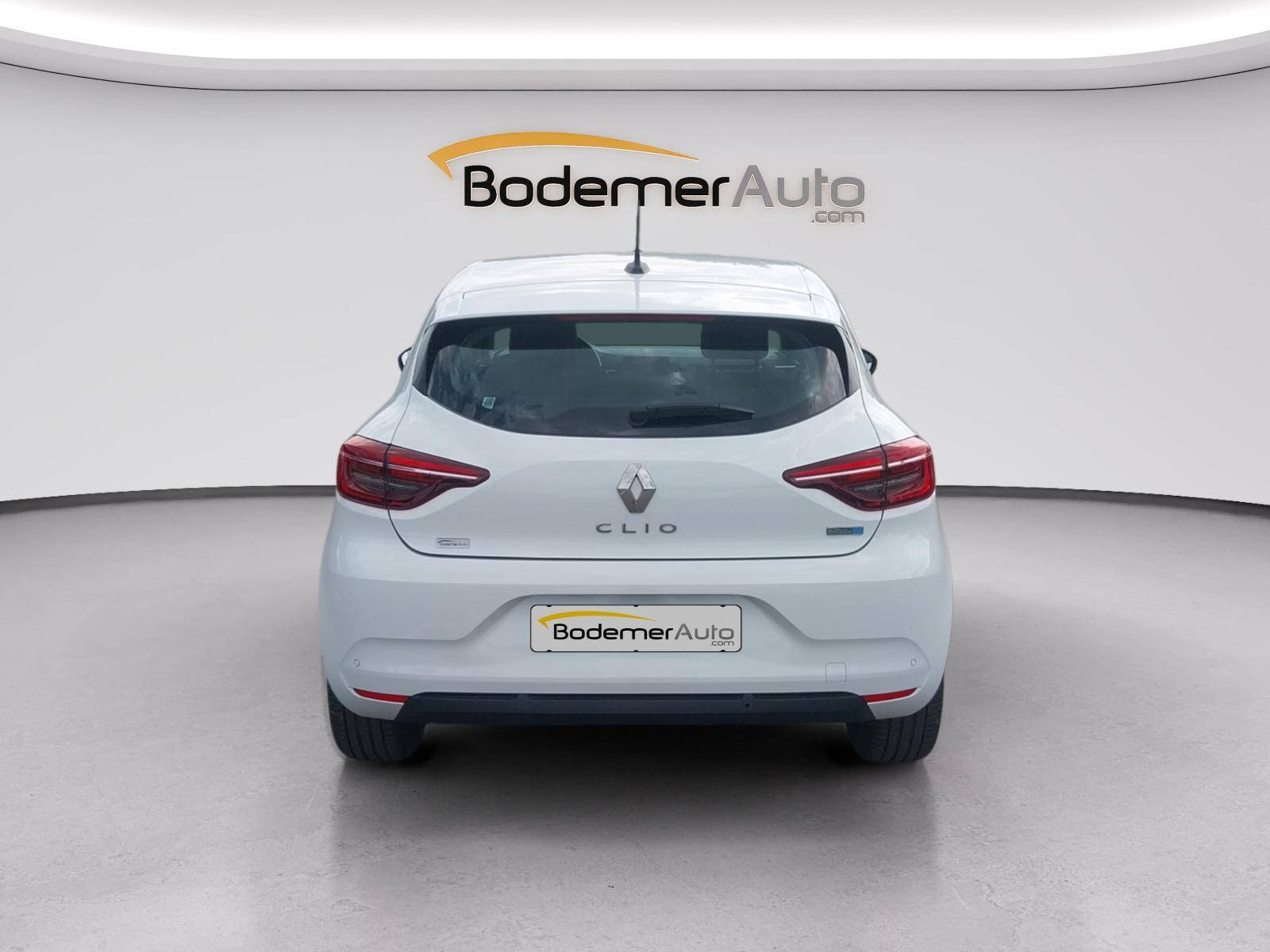 Vente en ligne Renault Clio 5 CLIO SOCIETE E-TECH 140 - 21N au prix de 13 290 €