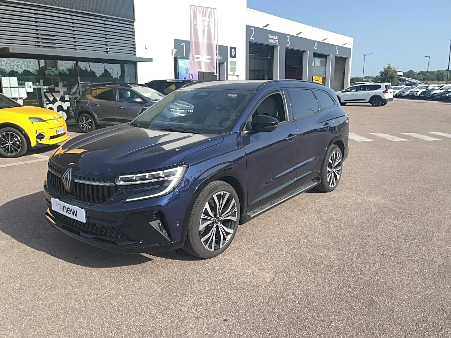 Renault Espace Espace E-Tech hybrid 200 occasion de 2023 en vente à Alençon