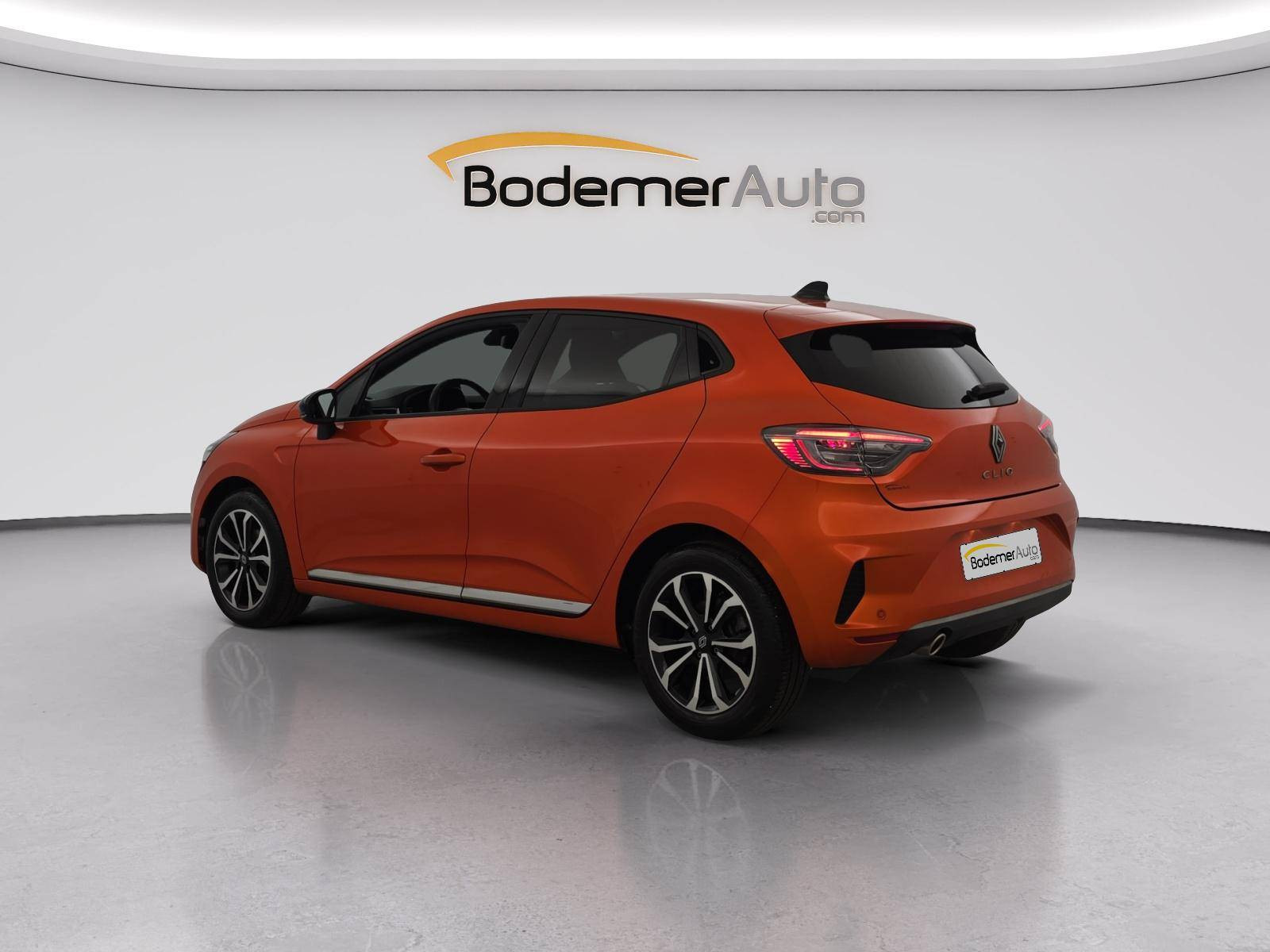 Vente en ligne Renault Clio 5 Clio Eco-G 100 ch GSR2 au prix de 16 990 €