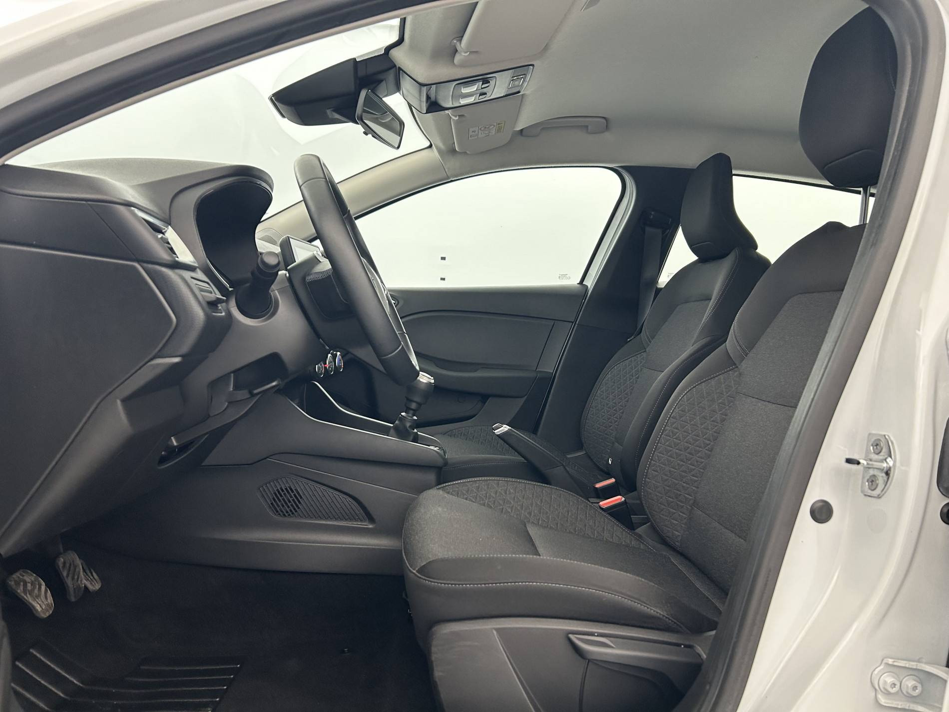 Vente en ligne Renault Clio 5 Clio TCe 90 - 21N au prix de 13 690 €