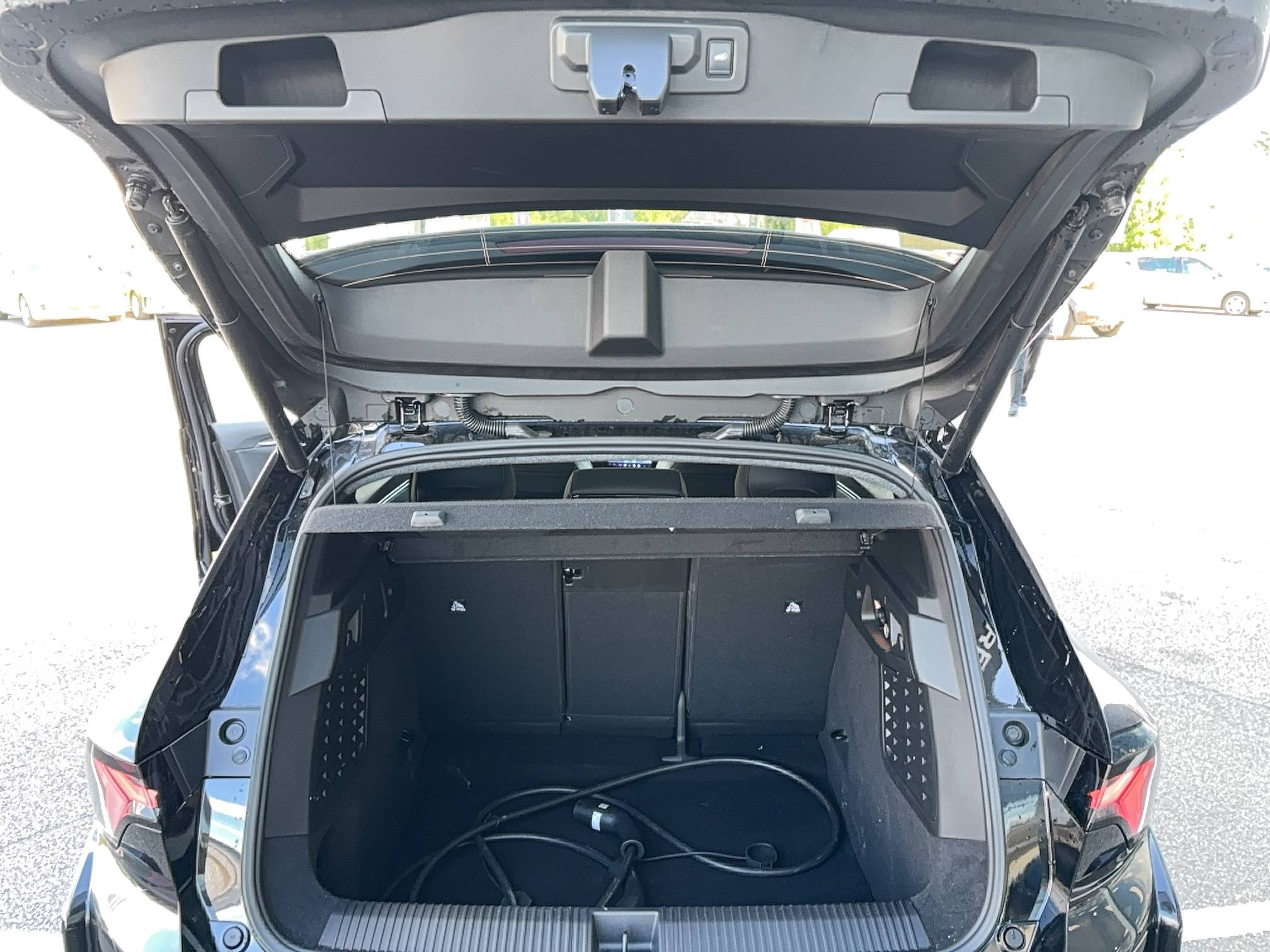 Vente en ligne Renault Scenic E-Tech Scenic E-Tech électrique 220 ch grande autonomie au prix de 47 900 €