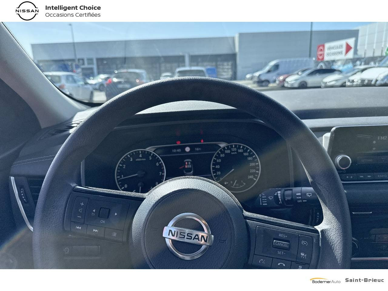 Vente en ligne Nissan Qashqai Qashqai 1.3 DIG-T 140 au prix de 17 990 €