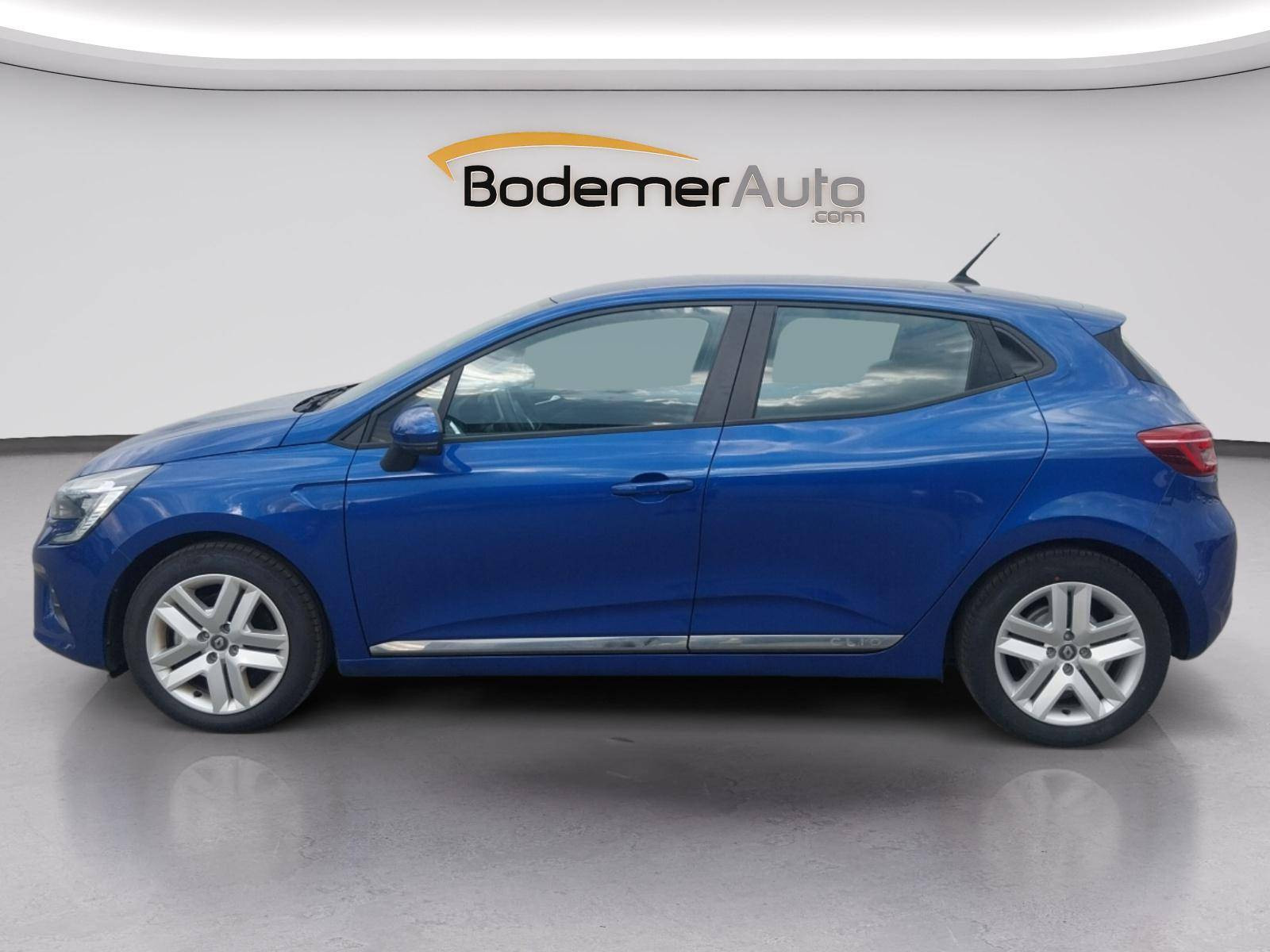 Vente en ligne Renault Clio 5 Clio E-Tech 140 - 21N au prix de 15 990 €