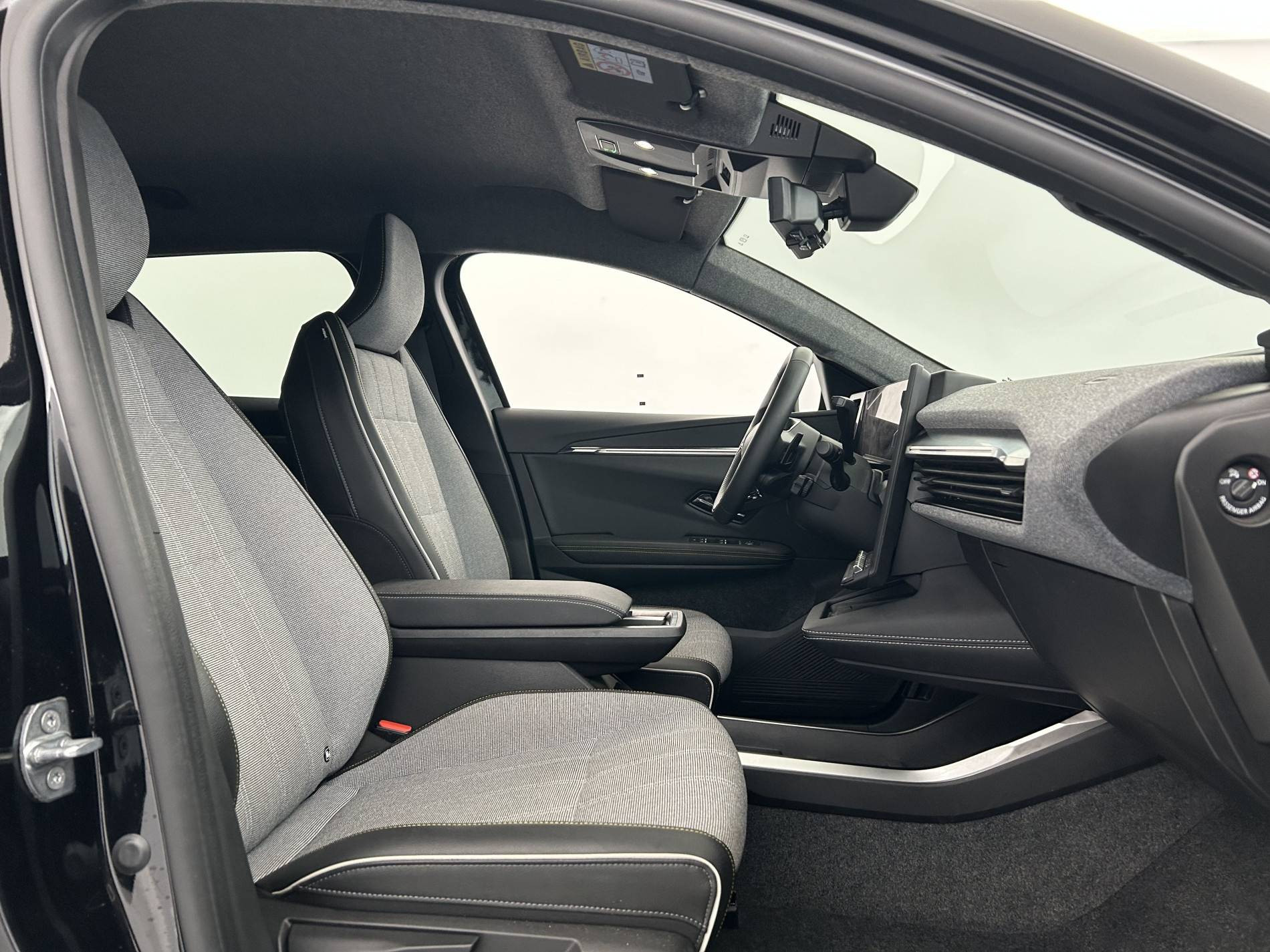Vente en ligne Renault Scenic E-Tech Scenic E-Tech électrique 220 ch grande autonomie au prix de 36 791 €