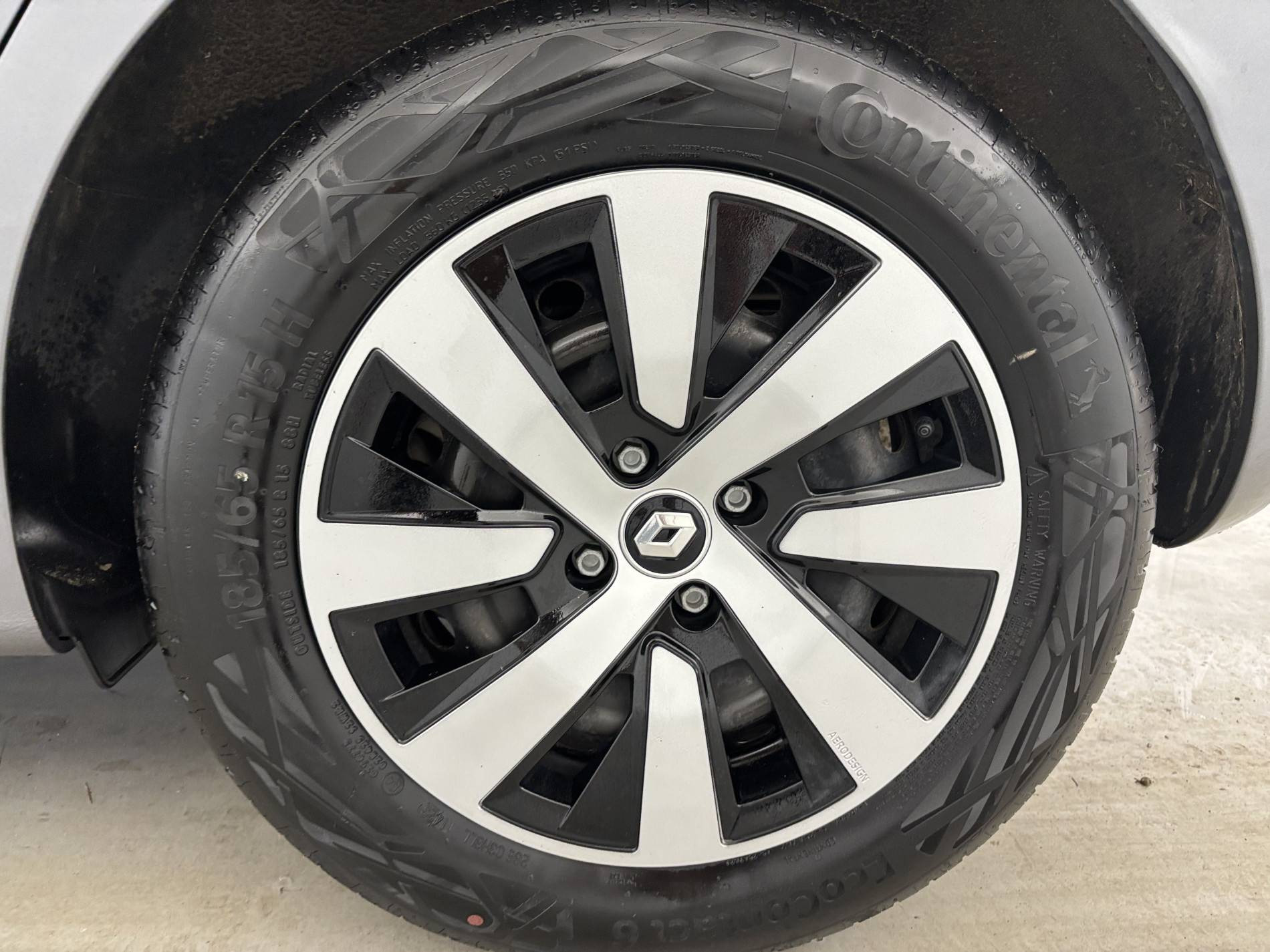 Vente en ligne Renault Clio 5 Clio TCe 90 au prix de 14 490 €