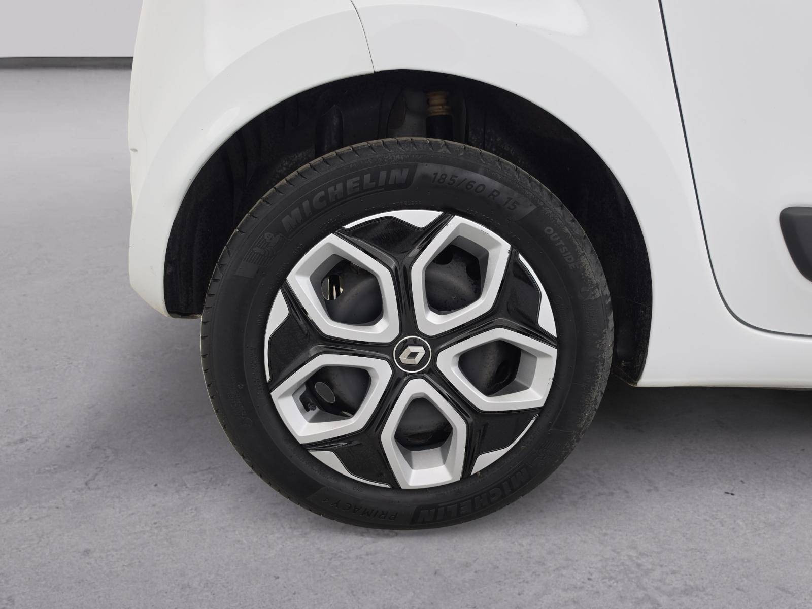 Vente en ligne Renault Twingo 3  SCe 65 au prix de 12 490 €