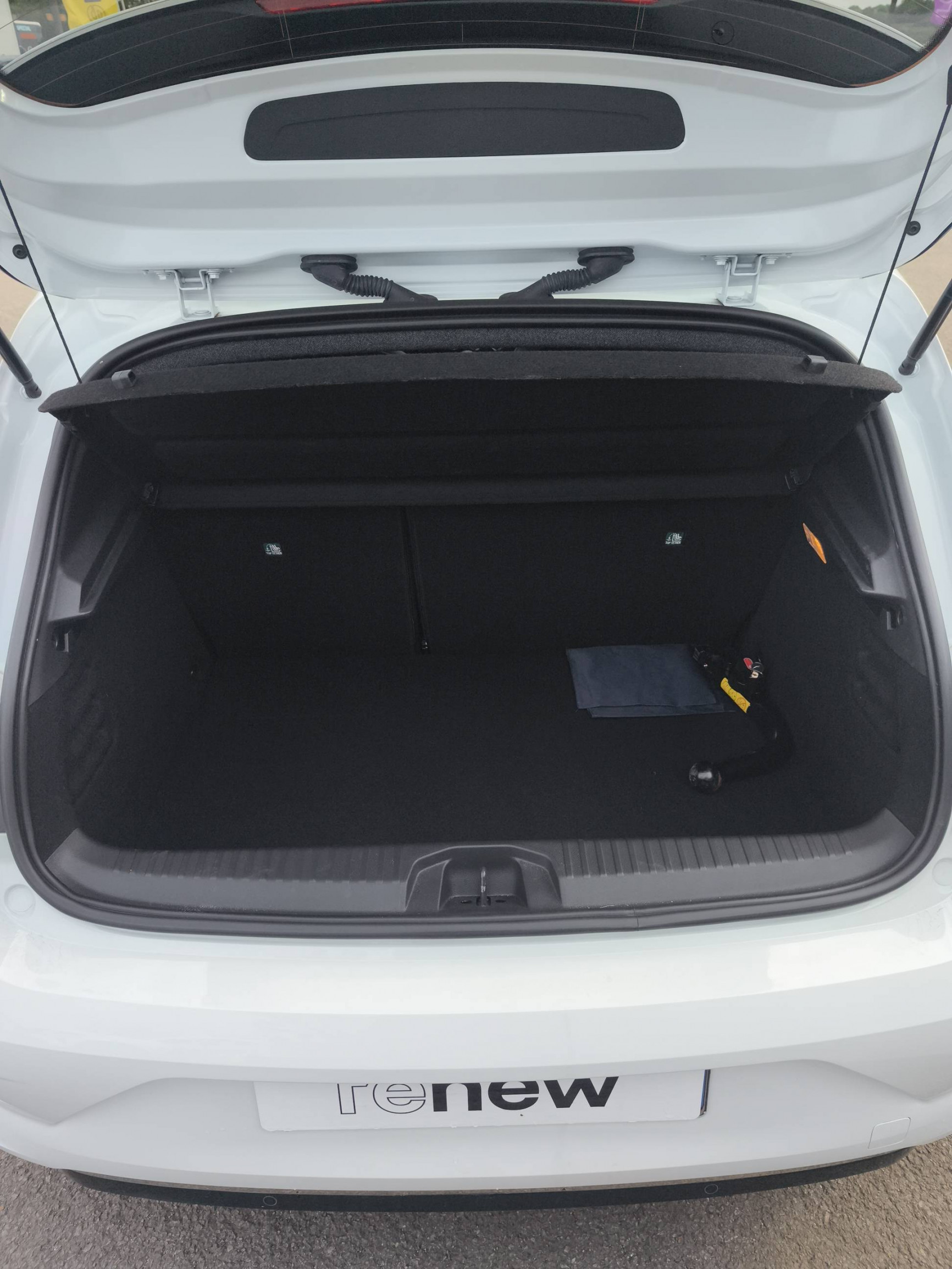 Vente en ligne Renault Clio 5 Clio E-Tech full hybrid 145 ch GSR2 au prix de 21 290 €