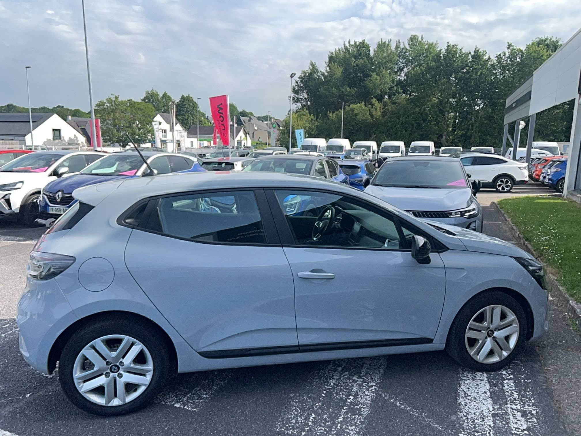 Vente en ligne Renault Clio 5 Clio TCe 90 ch GSR2 au prix de 15 990 €