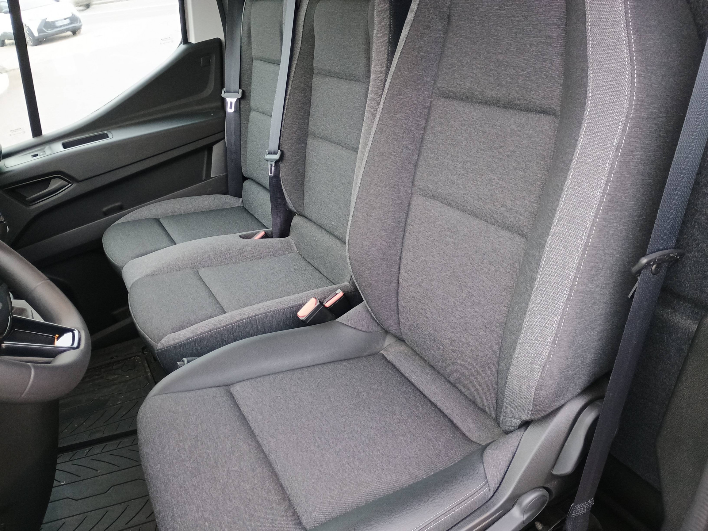 Vente en ligne Renault Master Fourgon MASTER FG BLUE DCI 150 L3H2 3T5 TR au prix de 33 990 €