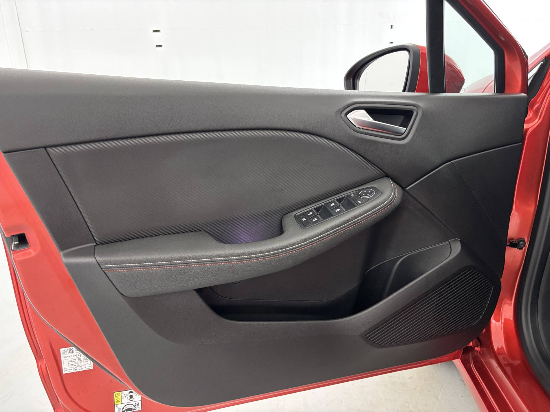 Vente en ligne Renault Clio 5 Clio E-Tech 140 - 21N au prix de 18 390 €