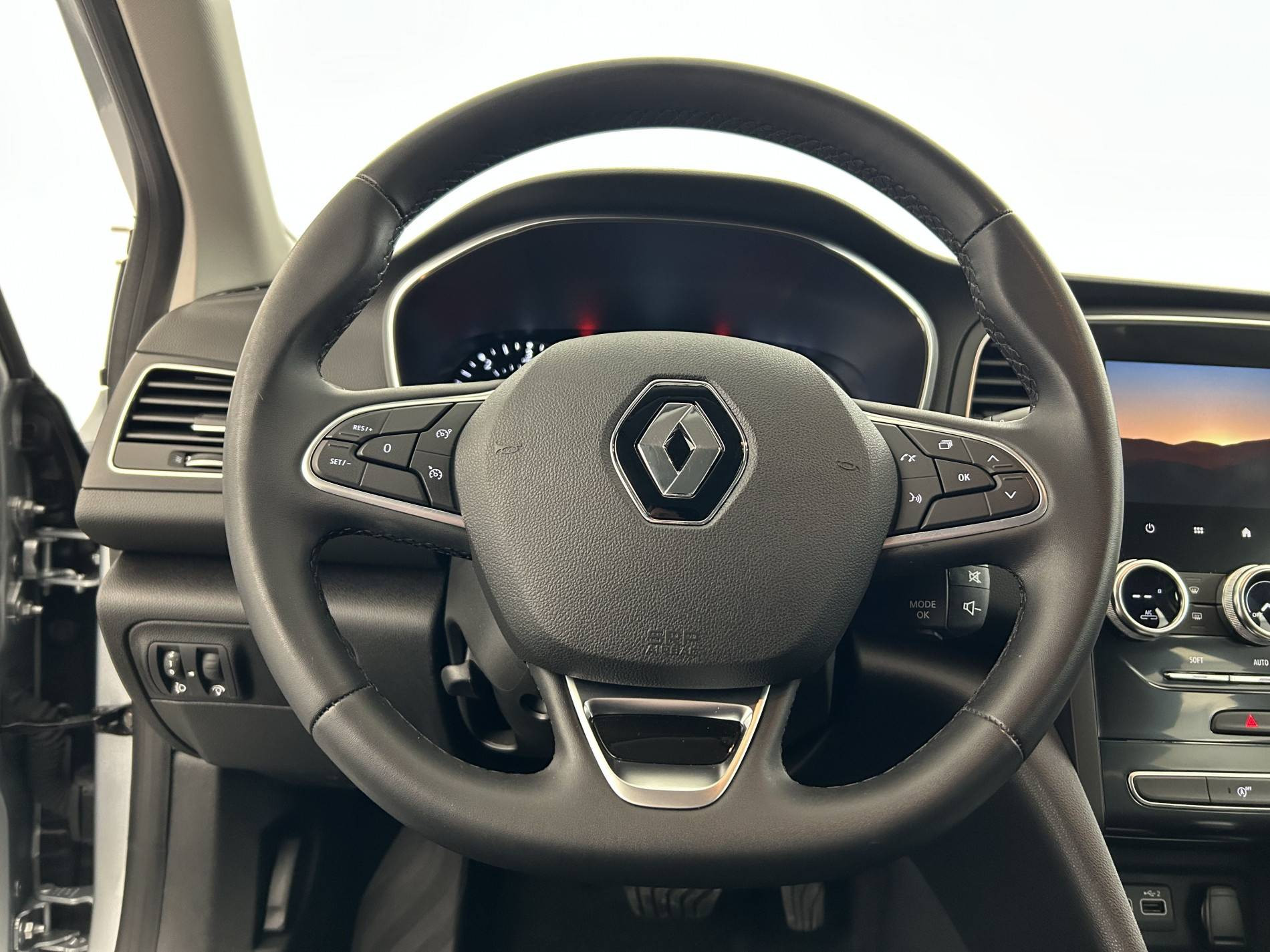 Vente en ligne Renault Megane 4  Blue dCi 115 EDC au prix de 13 990 €