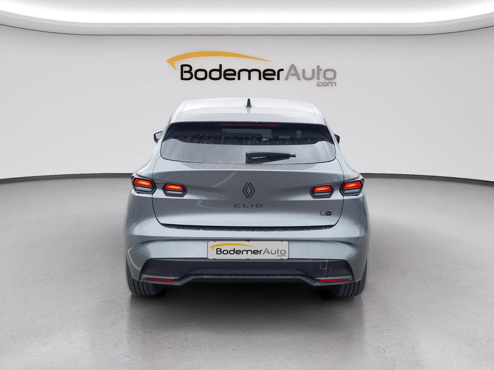 Vente en ligne Renault Clio 6 Clio E-Tech full hybrid 160 ch au prix de 28 490 €