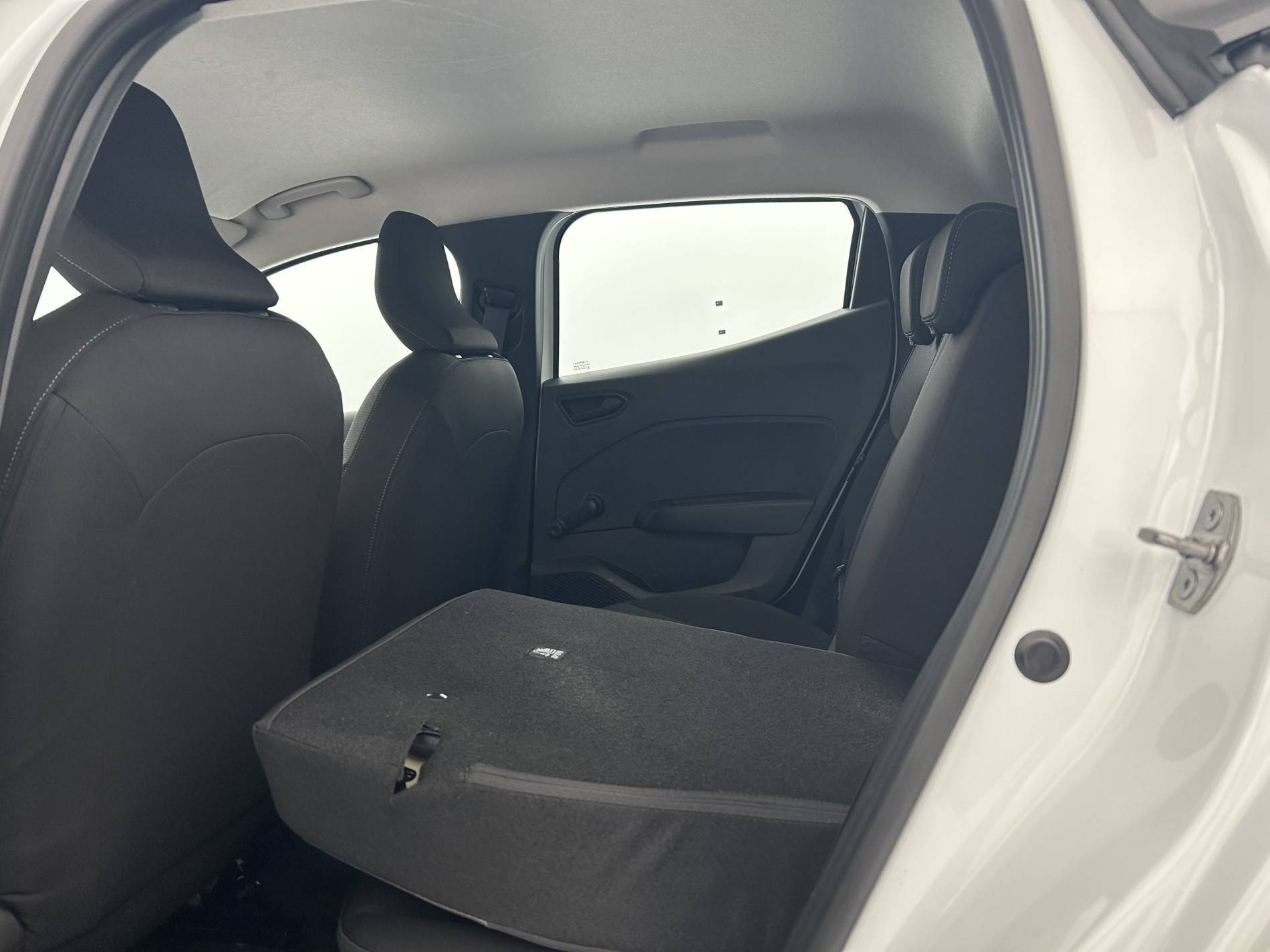 Vente en ligne Renault Clio 5 Clio SCe 65 au prix de 12 890 €