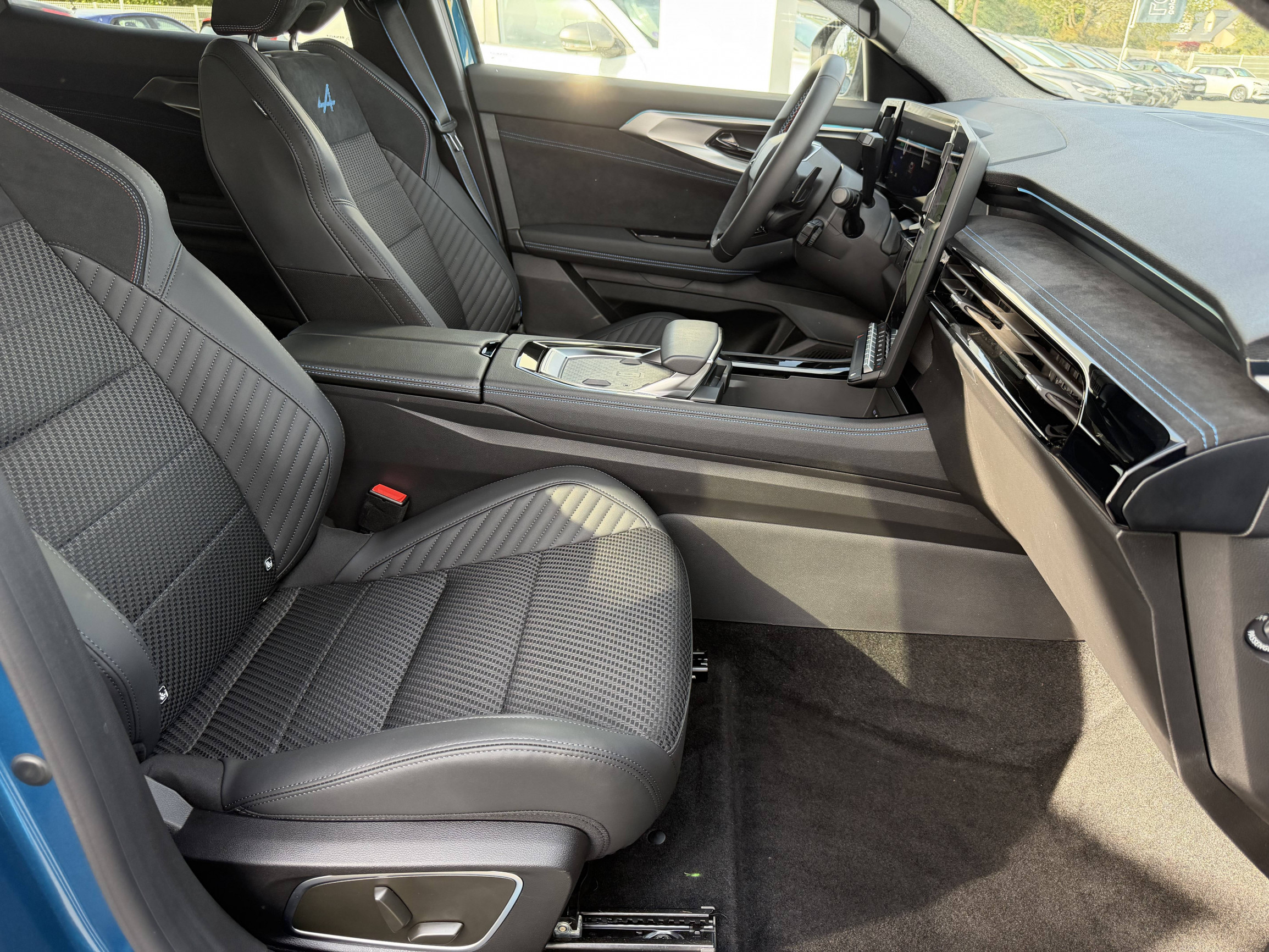 Vente en ligne Renault Austral  full hybrid E-Tech 200 ch au prix de 37 790 €