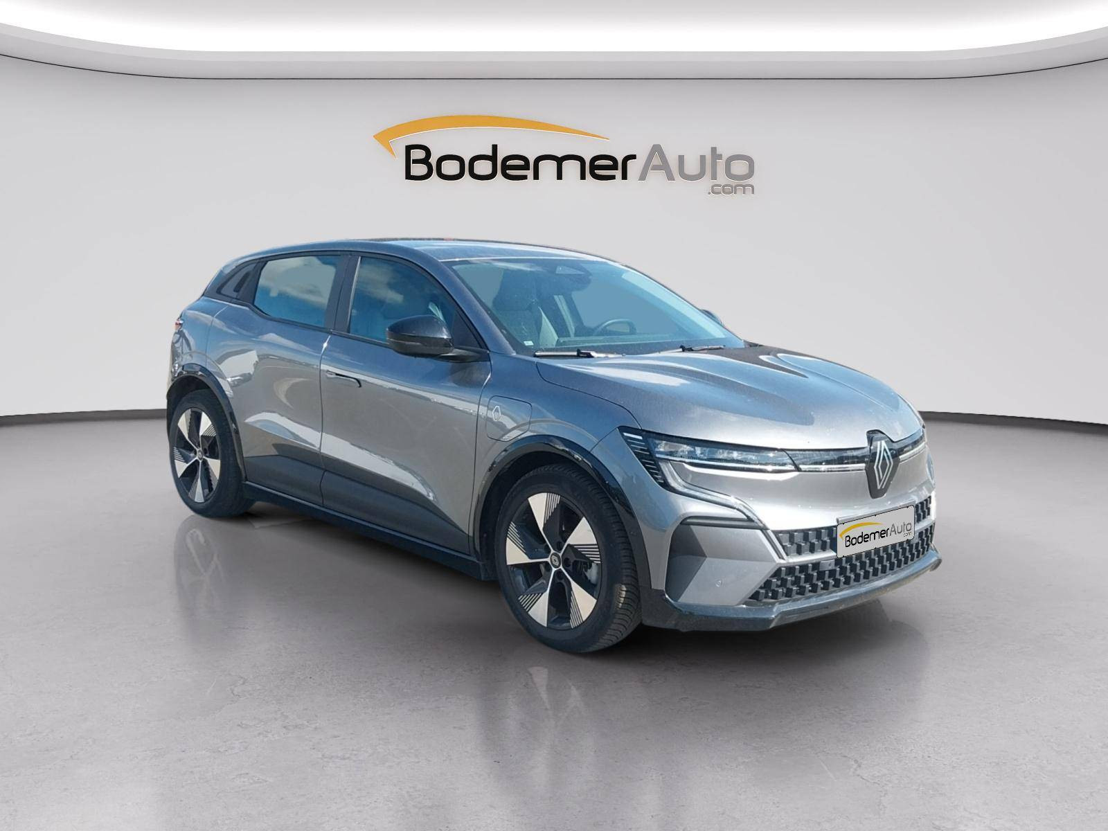 Vente en ligne Renault Megane E-Tech  EV60 220 ch super charge au prix de 23 990 €
