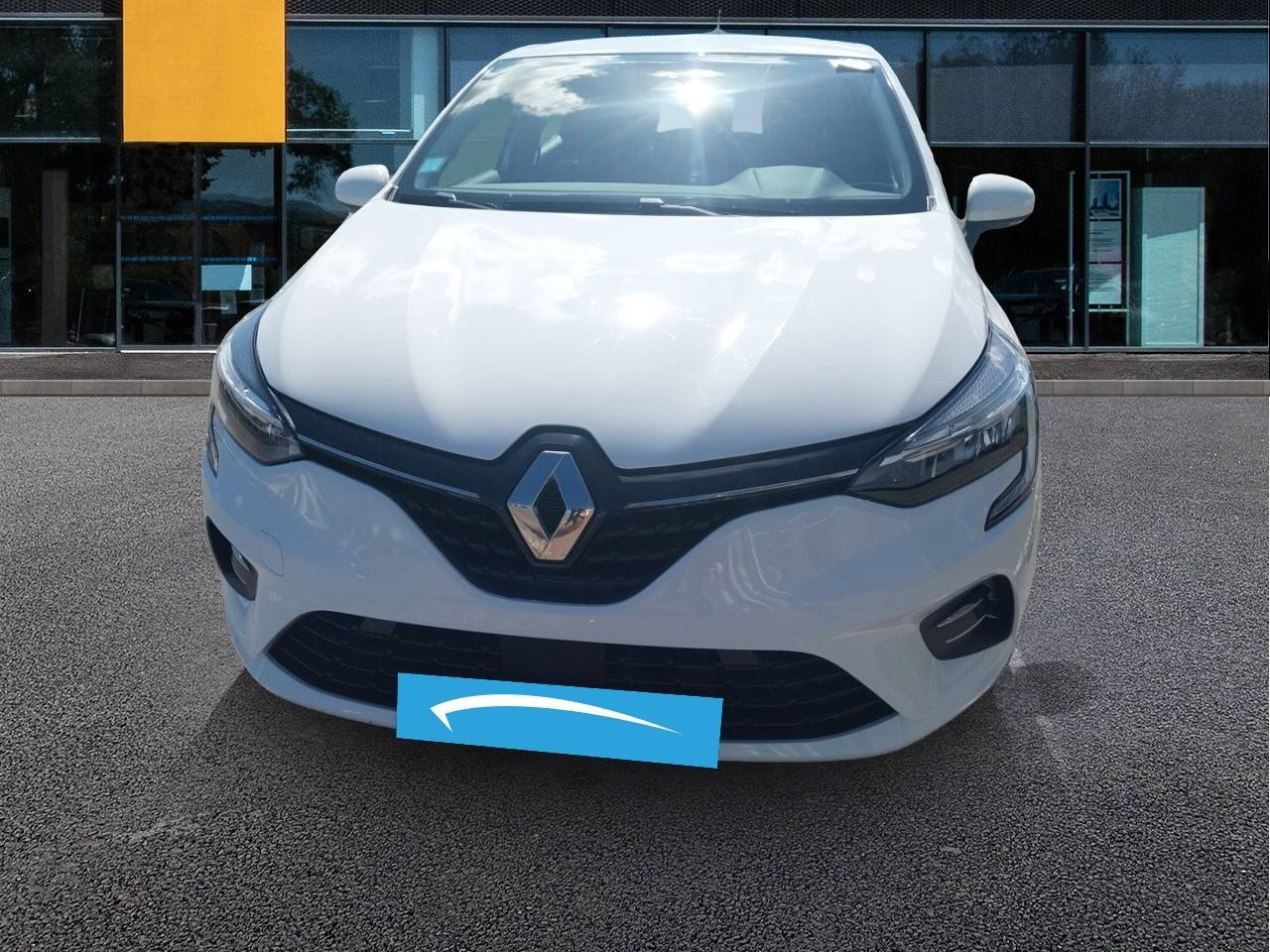 Vente en ligne Renault Clio 5 Clio E-Tech 140 - 21N au prix de 15 990 €
