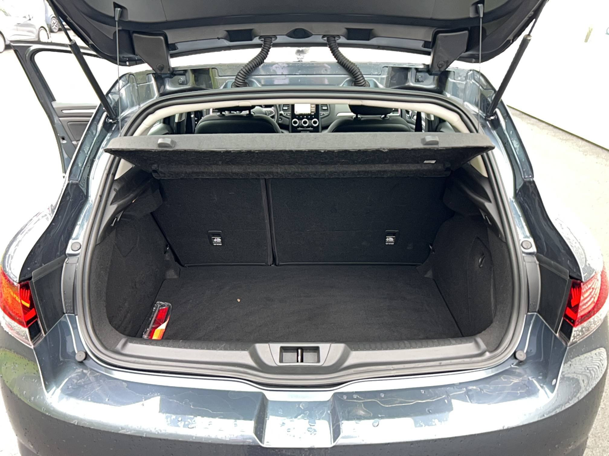 Vente en ligne Renault Megane 4  Blue dCi 115 EDC au prix de 14 590 €