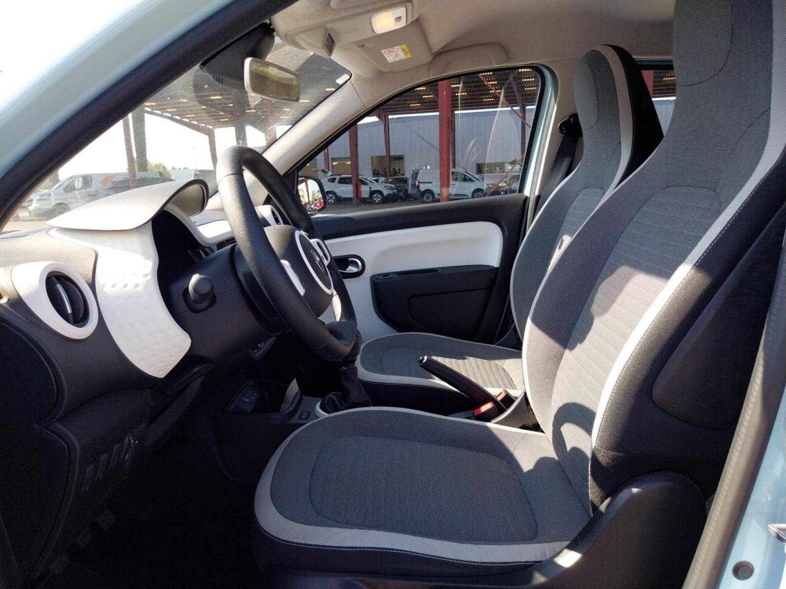 Vente en ligne Renault Twingo 3  SCe 65 au prix de 12 491 €
