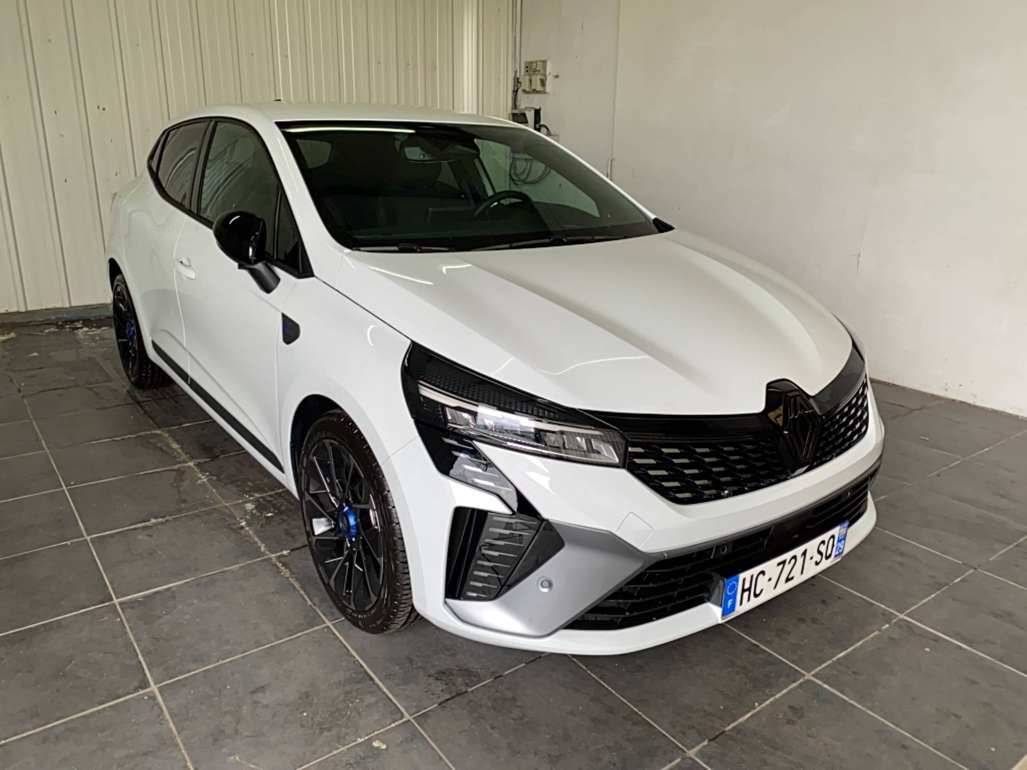Vente en ligne Renault Clio 5 Clio TCe 90 ch GSR2 au prix de 20 990 €