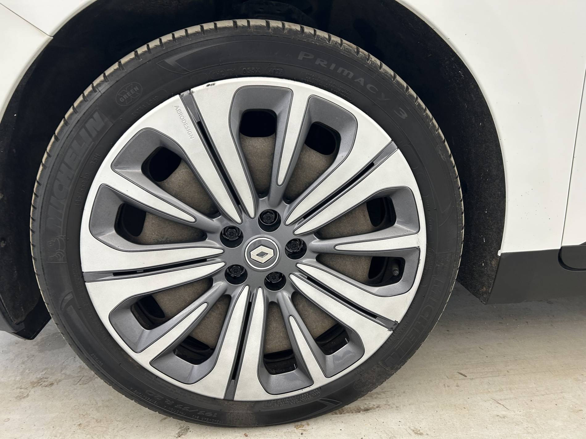 Vente en ligne Renault Scenic 4 Scenic Blue dCi 120 - 21 au prix de 14 990 €