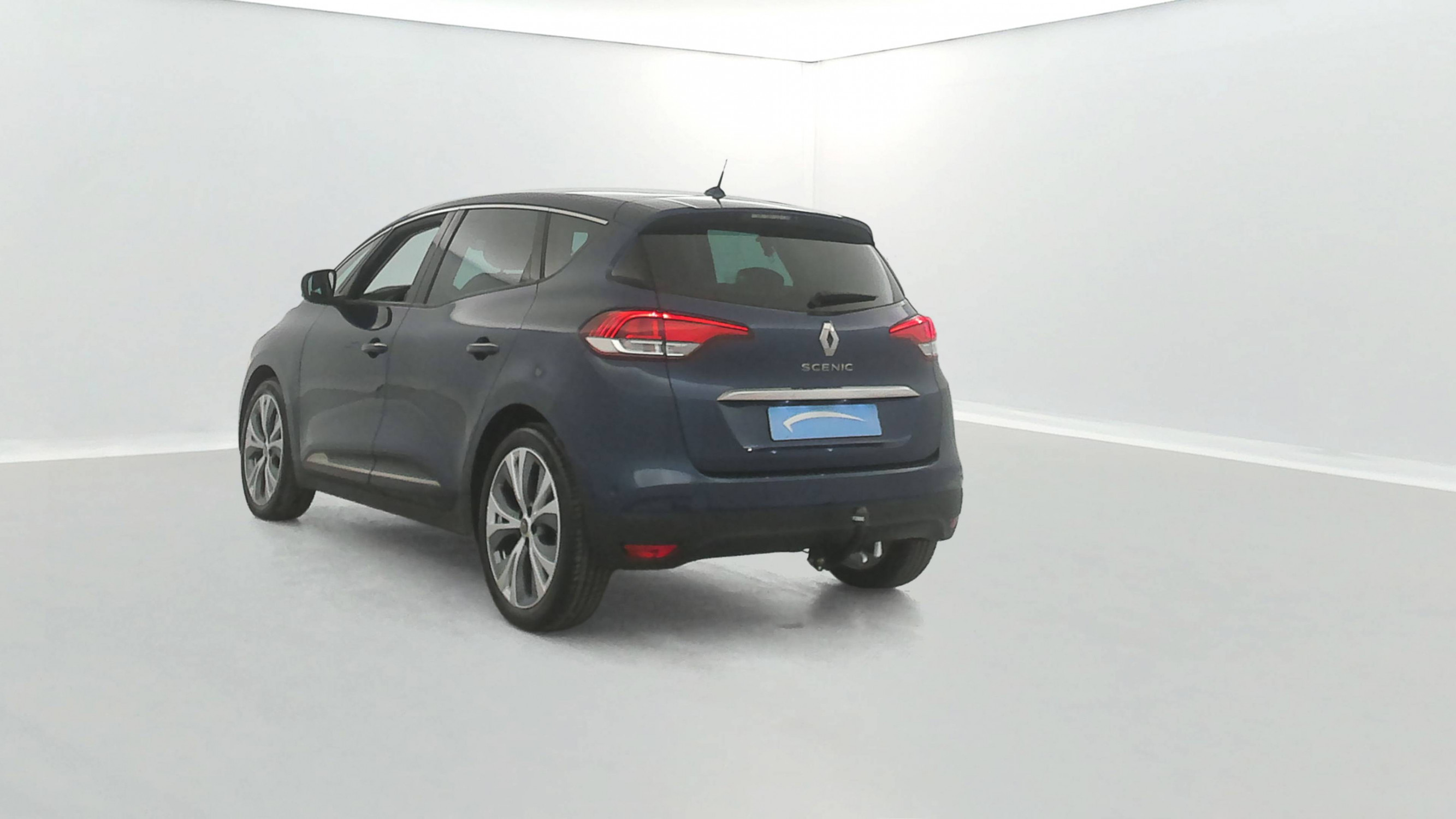 Vente en ligne Renault Scenic 4 Scenic Blue dCi 120 au prix de 16 390 €