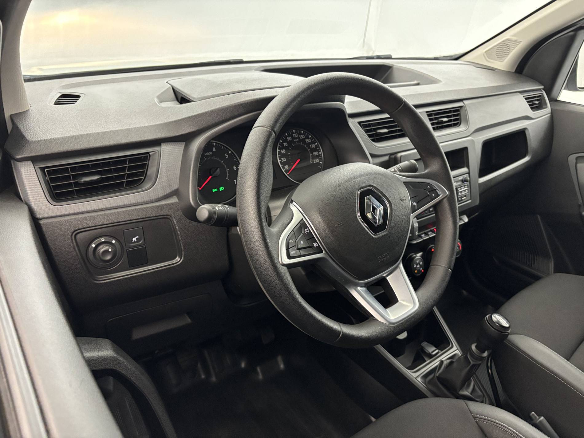 Vente en ligne Renault Express Van  BLUE DCI 95 - 22 au prix de 16 990 €