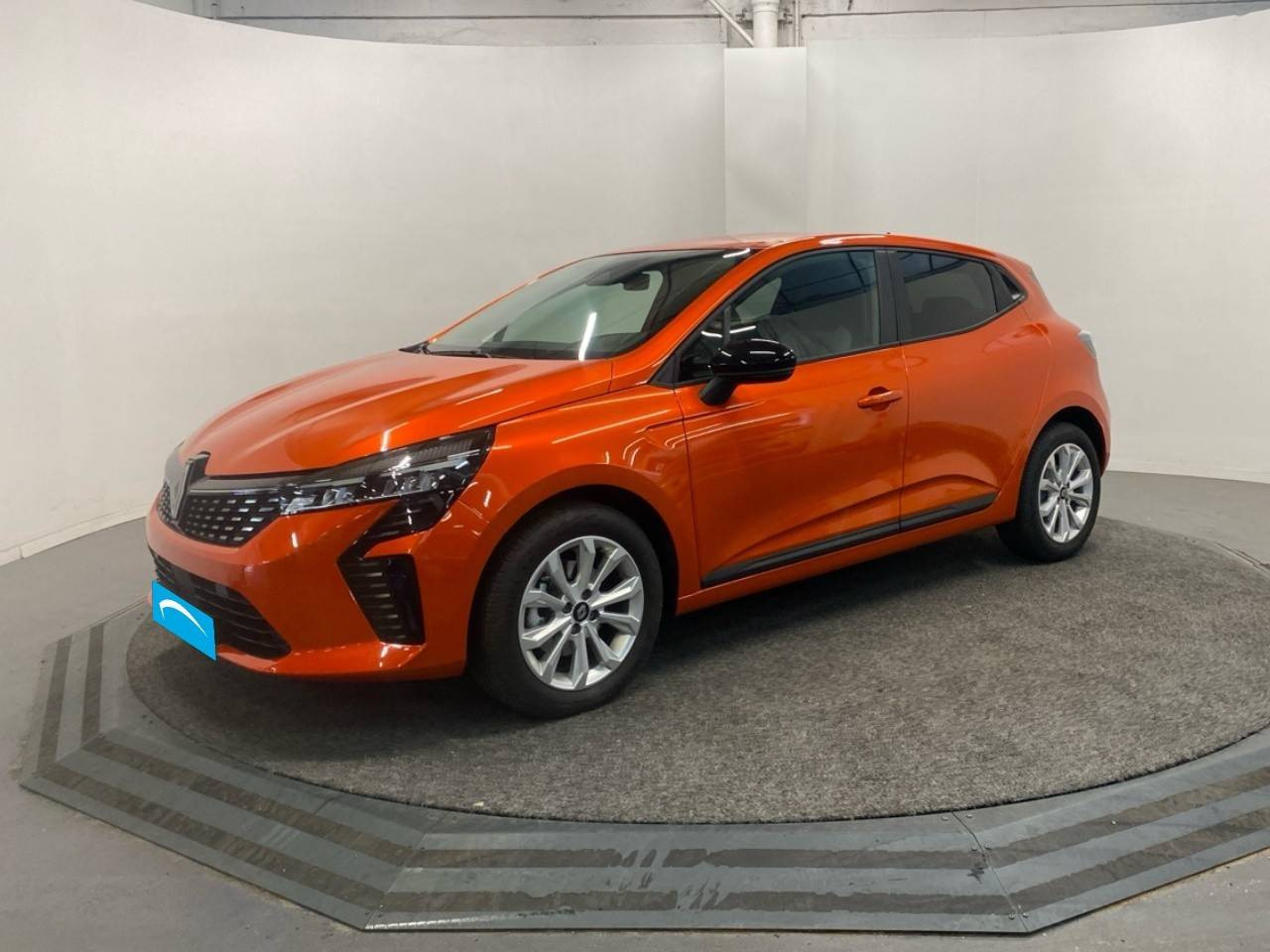 Renault Clio 5 Clio Blue dCi 100 ch occasion de 2025 en vente à Caen