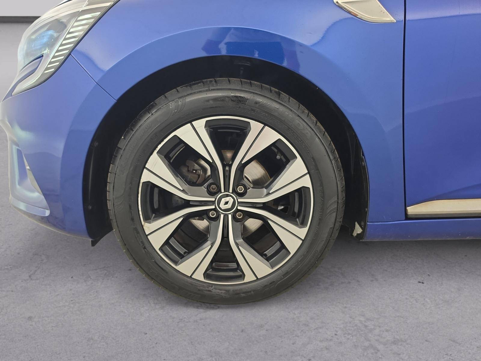 Vente en ligne Renault Clio 5 Clio TCe 90 - 21N au prix de 14 390 €