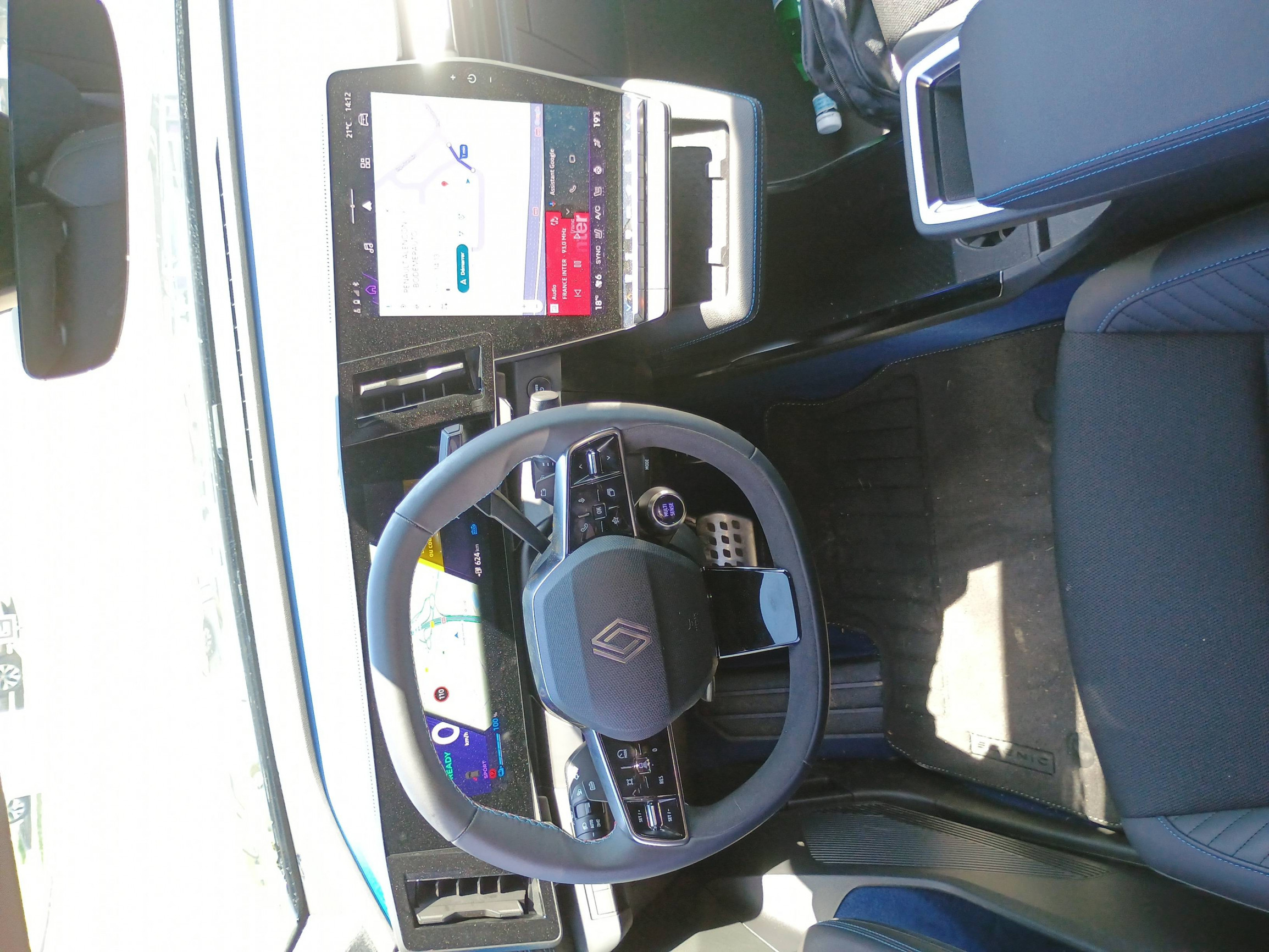 Vente en ligne Renault Scenic E-Tech  220 ch grande autonomie au prix de 45 999 €