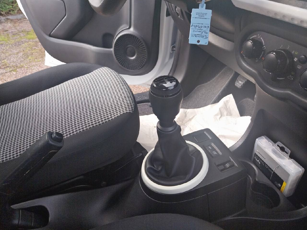 Vente en ligne Renault Twingo 3  SCe 65 - 20 au prix de 9 790 €