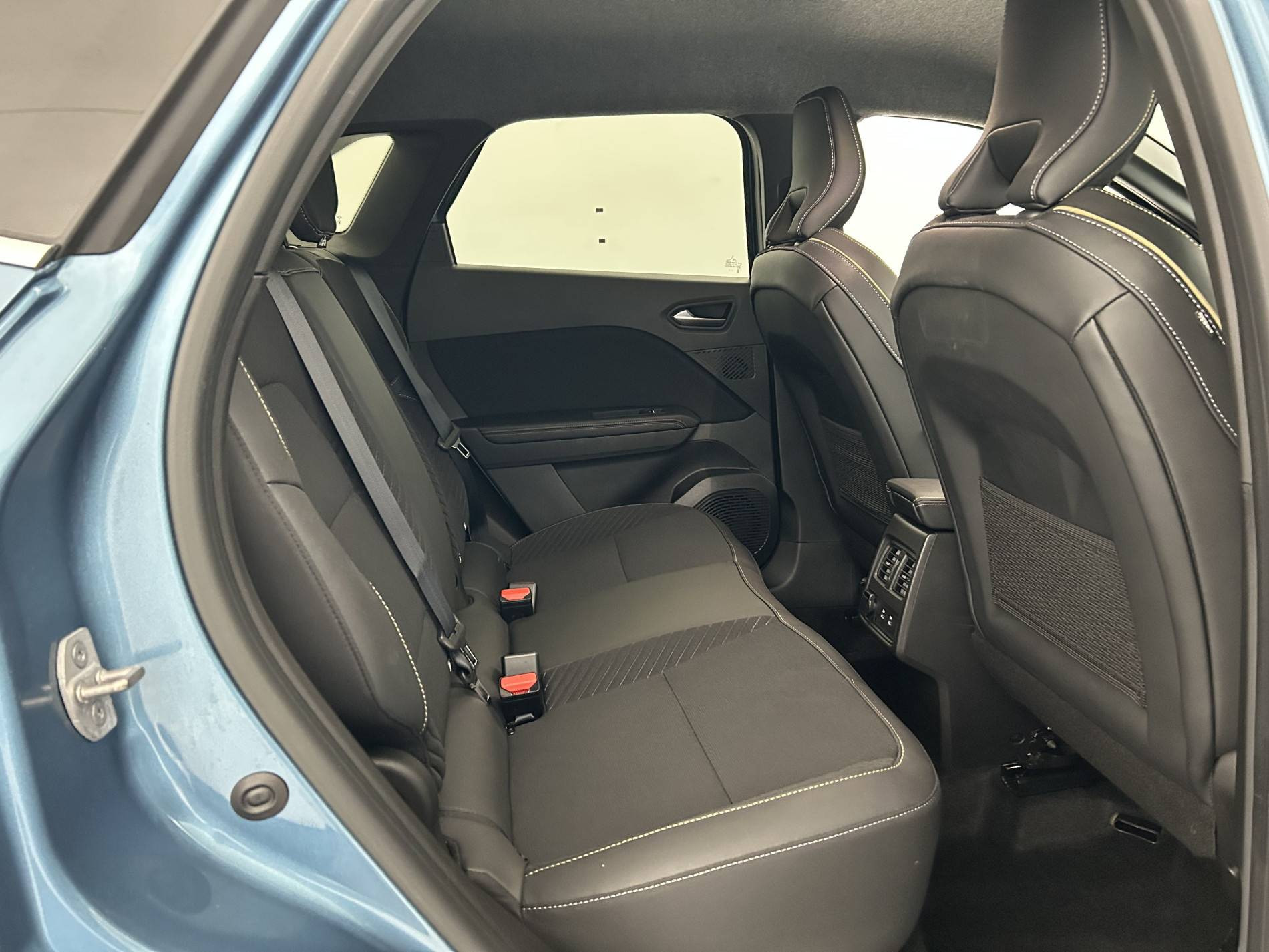 Vente en ligne Renault Symbioz  E-Tech full hybrid 145 au prix de 26 790 €