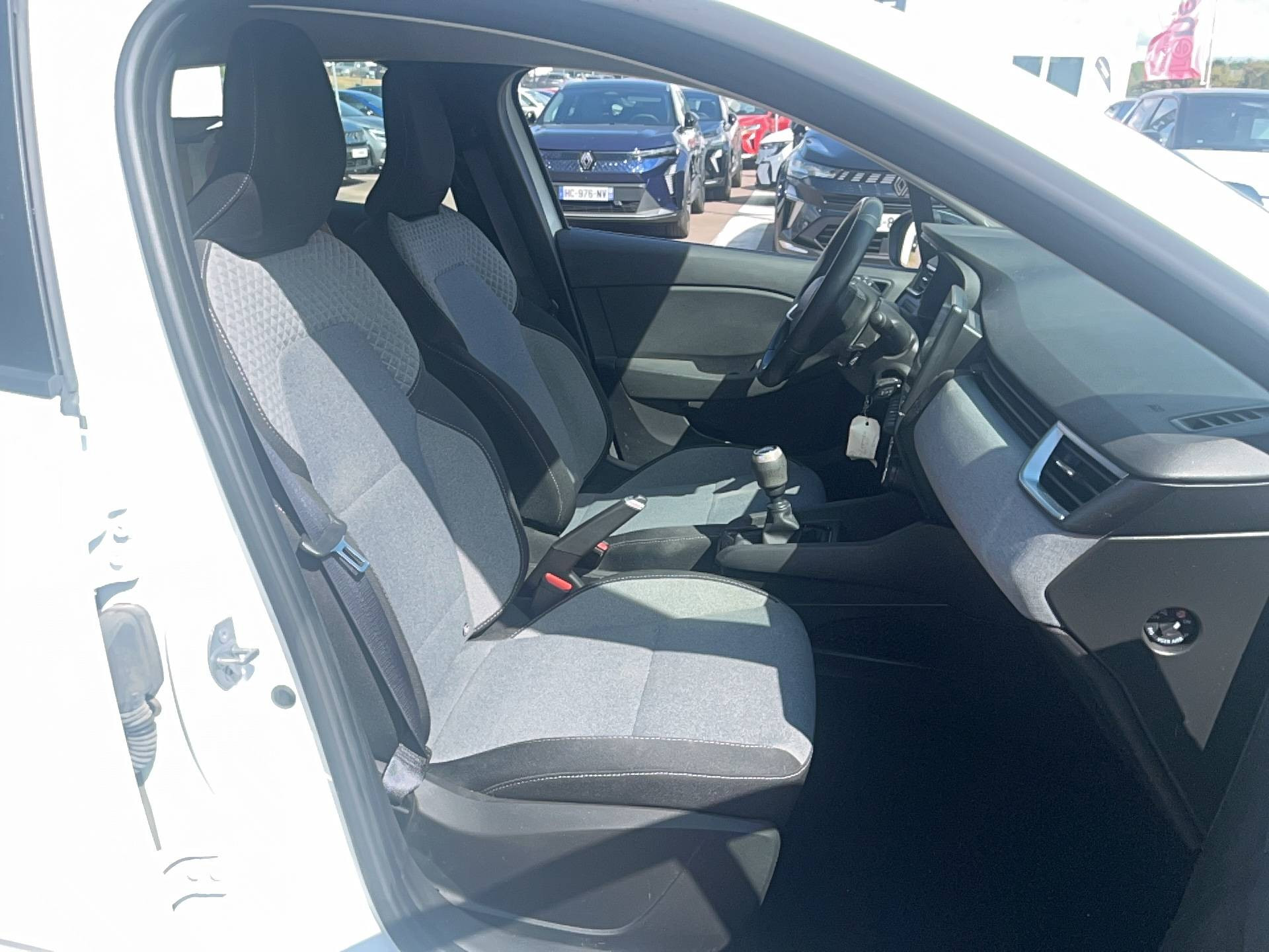 Vente en ligne Renault Clio 5 CLIO SOCIETE BLUE DCI 100 hc GSR2 au prix de 1 €