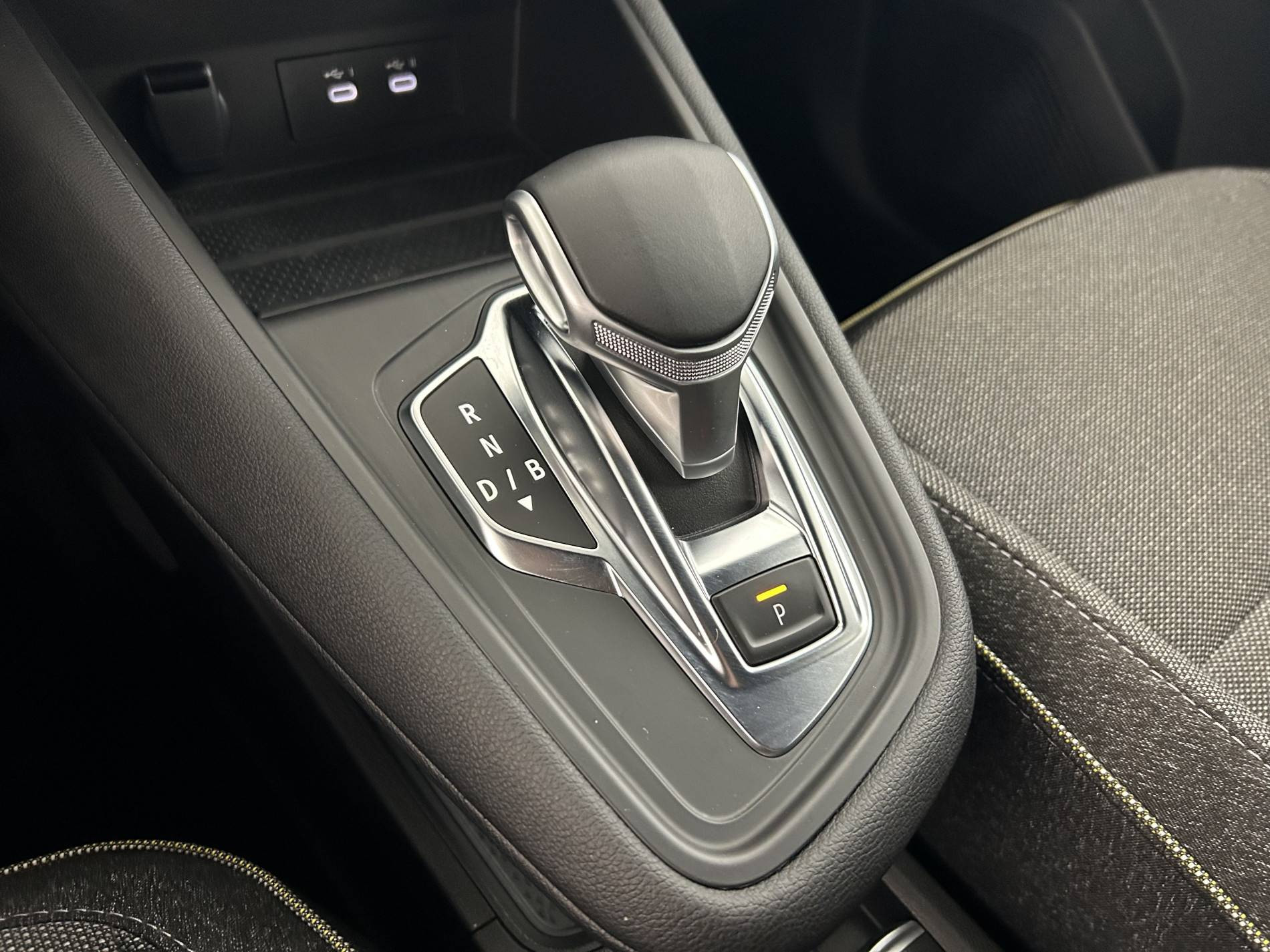 Vente en ligne Renault Symbioz  E-Tech full hybrid 145 au prix de 27 290 €