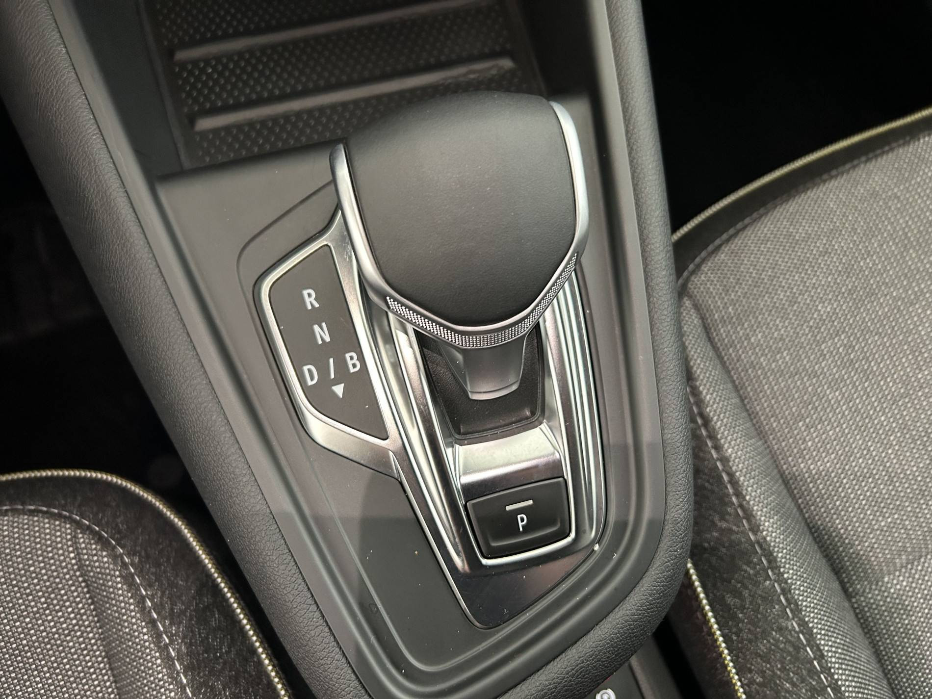 Vente en ligne Renault Symbioz  E-Tech full hybrid 145 au prix de 24 990 €