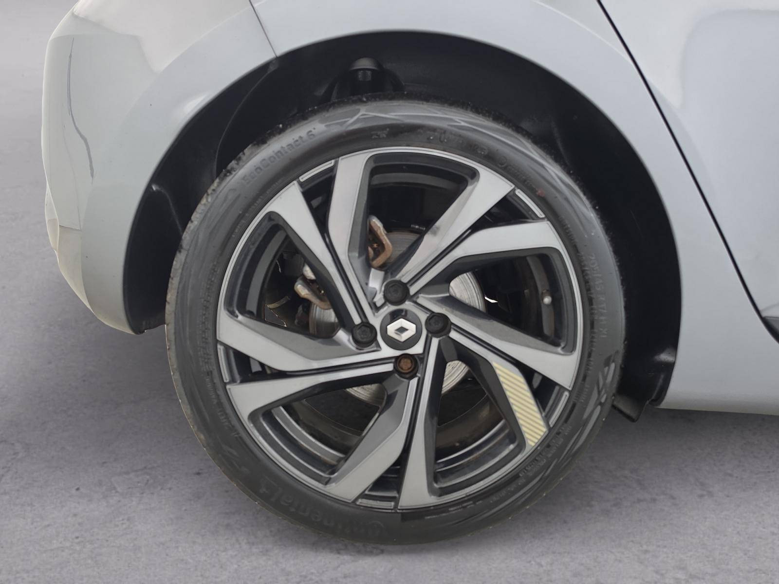 Vente en ligne Renault Clio 5 Clio E-Tech full hybrid 145 au prix de 18 890 €