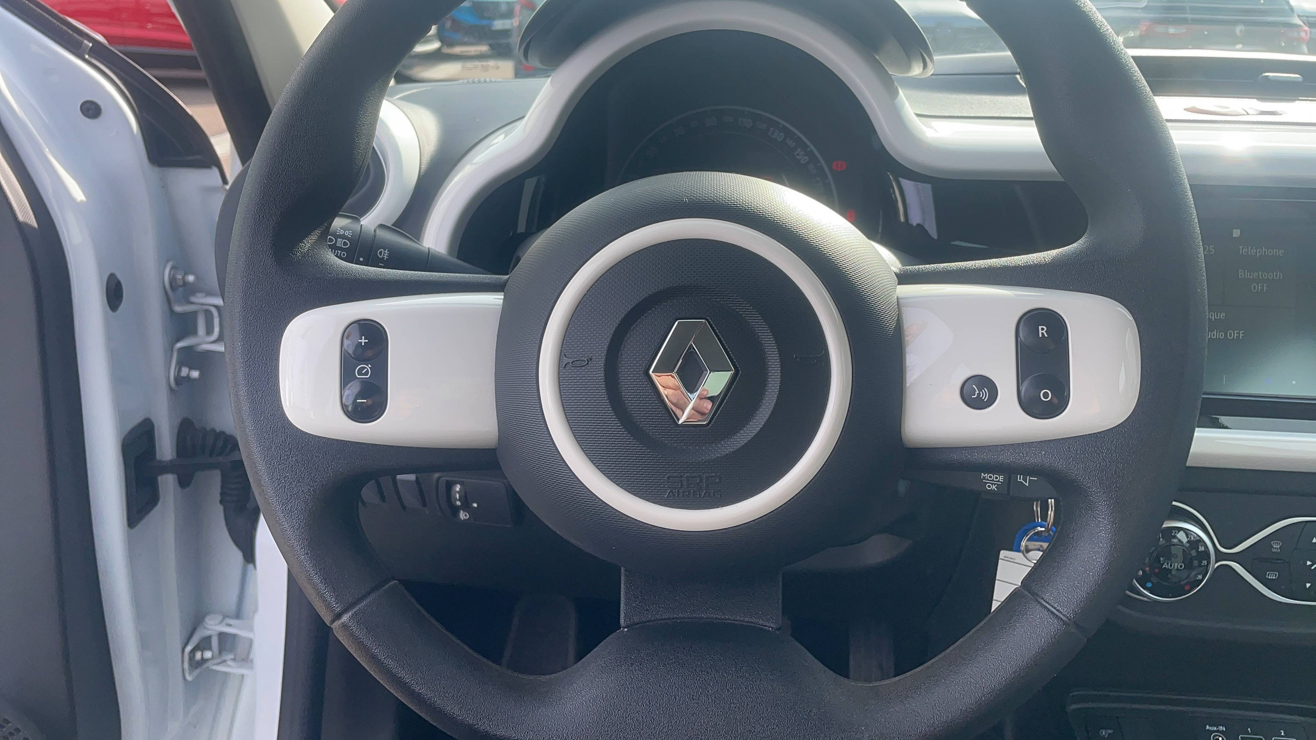 Vente en ligne Renault Twingo 3  SCe 65 - 21 au prix de 11 690 €