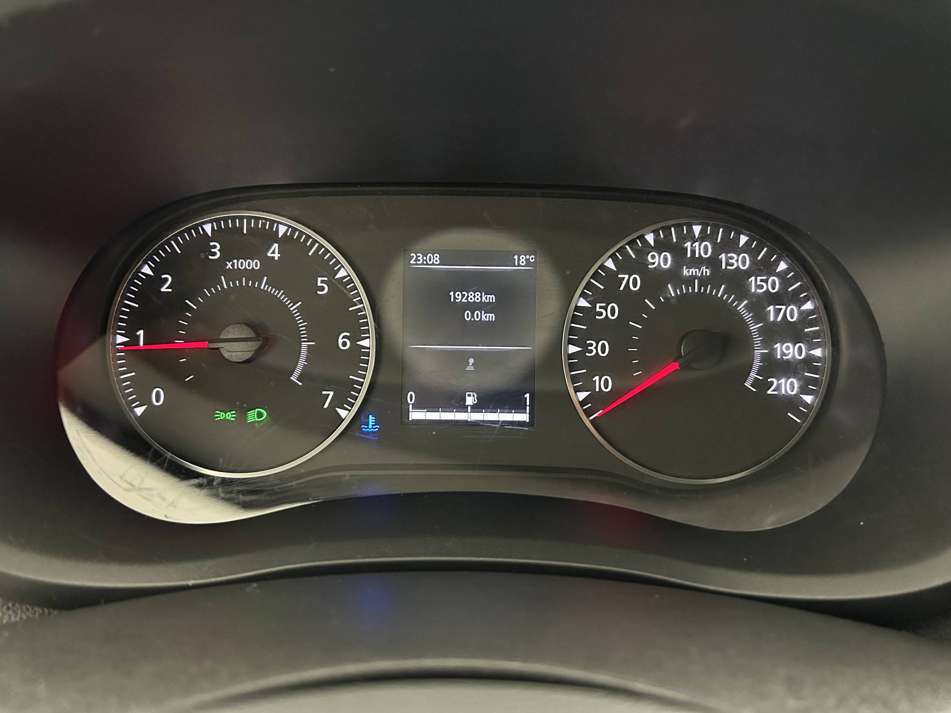 Vente en ligne Renault Master Fourgon MASTER FGN TRAC F3500 L2H2 BLUE DCI 135 au prix de 26 280 €