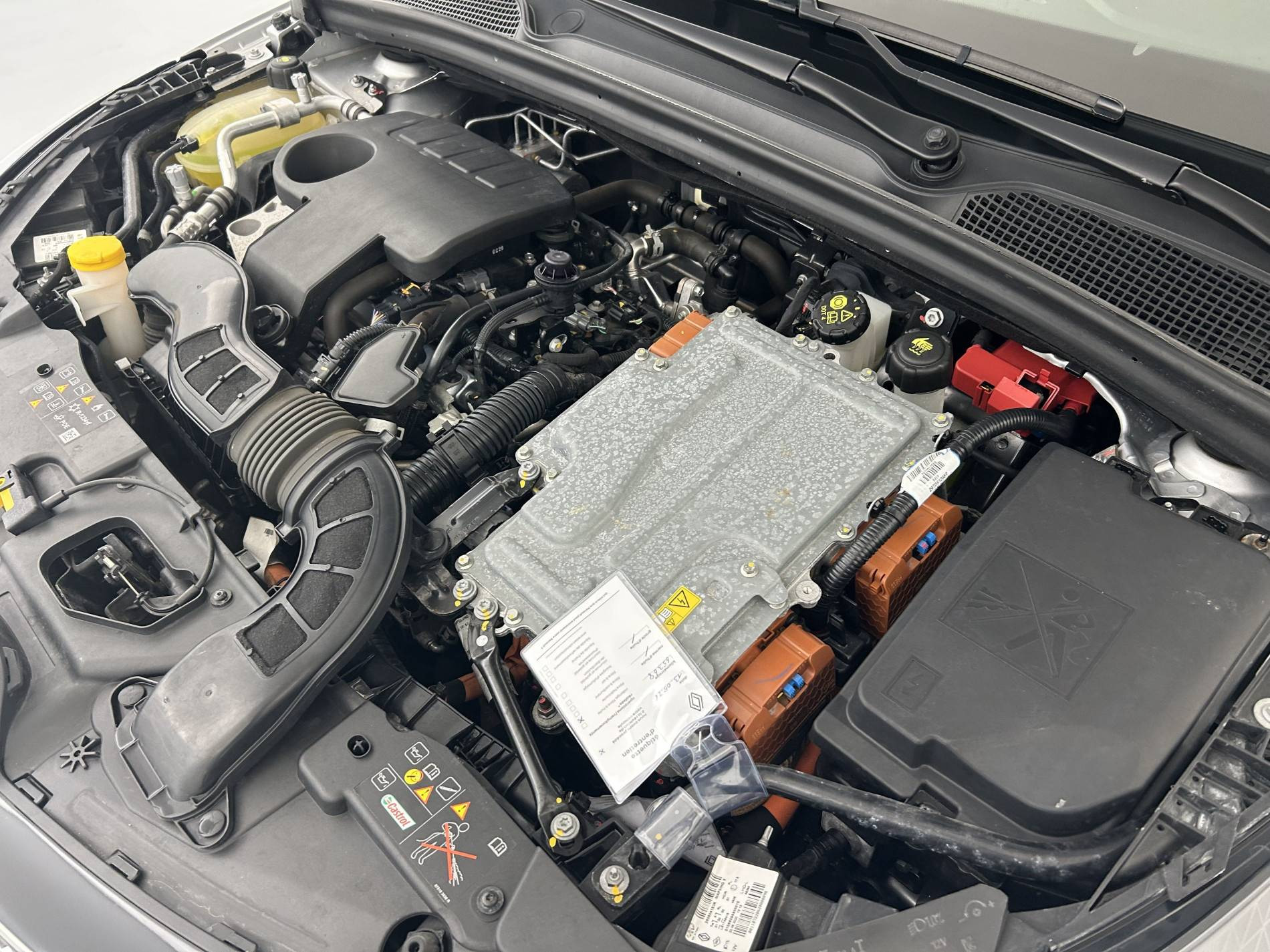 Vente en ligne Renault Clio 5 Clio E-Tech 140 - 21 au prix de 13 990 €