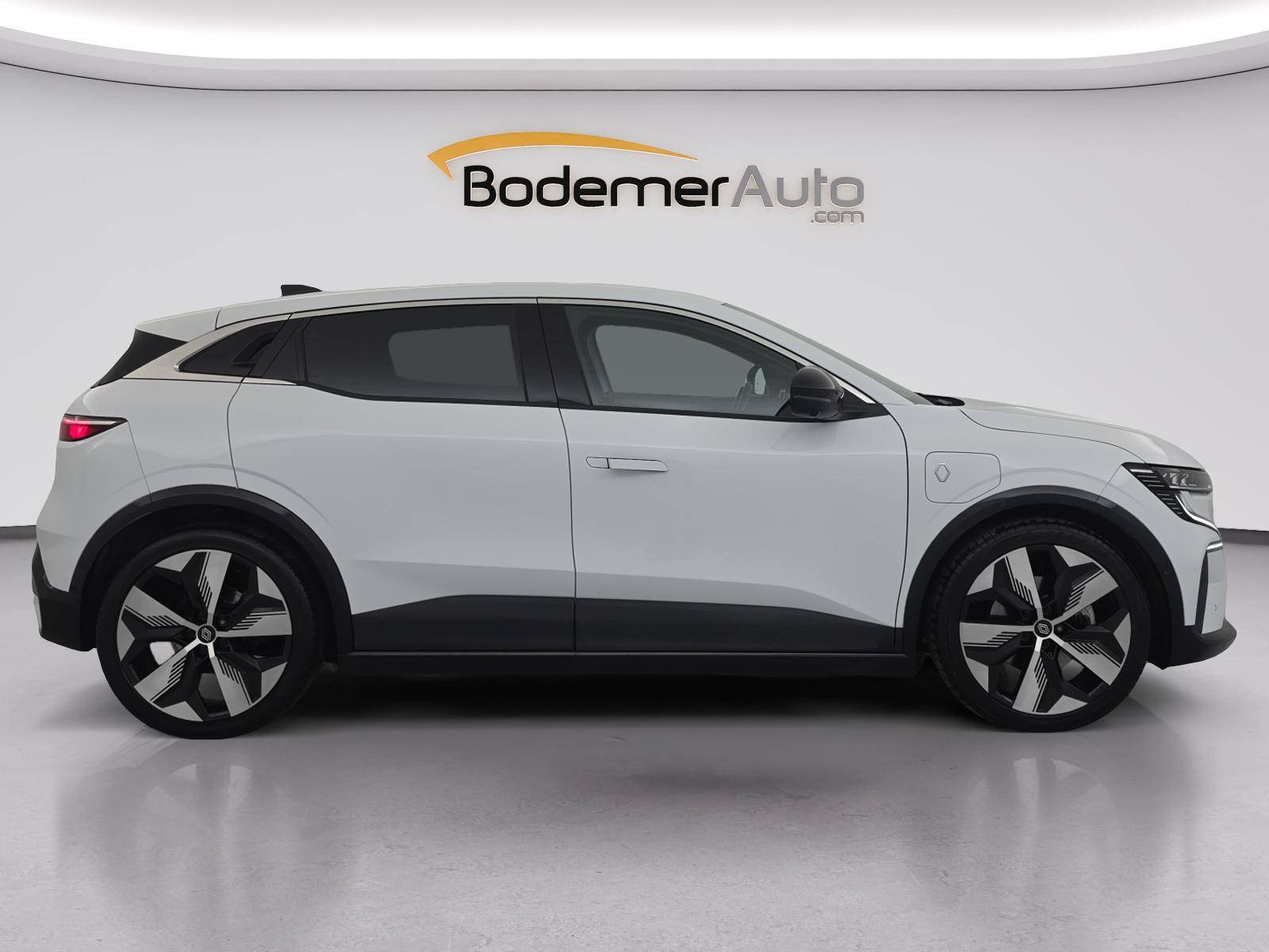 Vente en ligne Renault Megane E-Tech  EV60 220 ch super charge au prix de 25 490 €