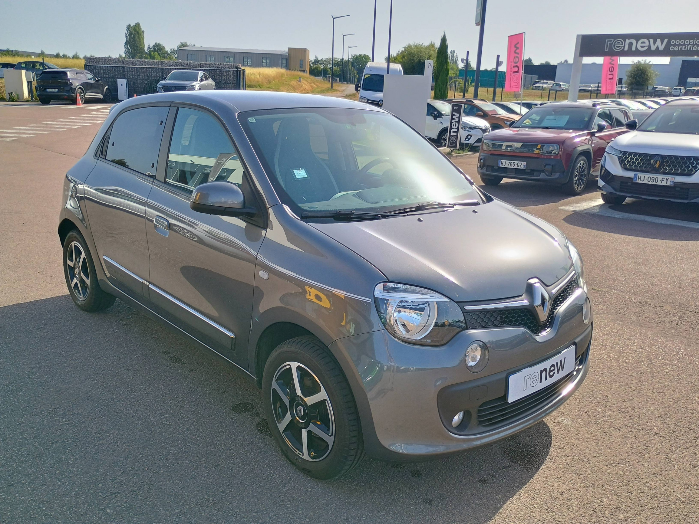 Vente en ligne Renault Twingo 3  0.9 TCe 90 Energy E6C au prix de 11 991 €