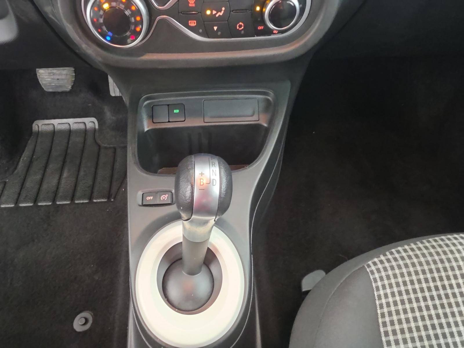 Vente en ligne Renault Twingo Electrique Twingo III E-Tech au prix de 12 490 €